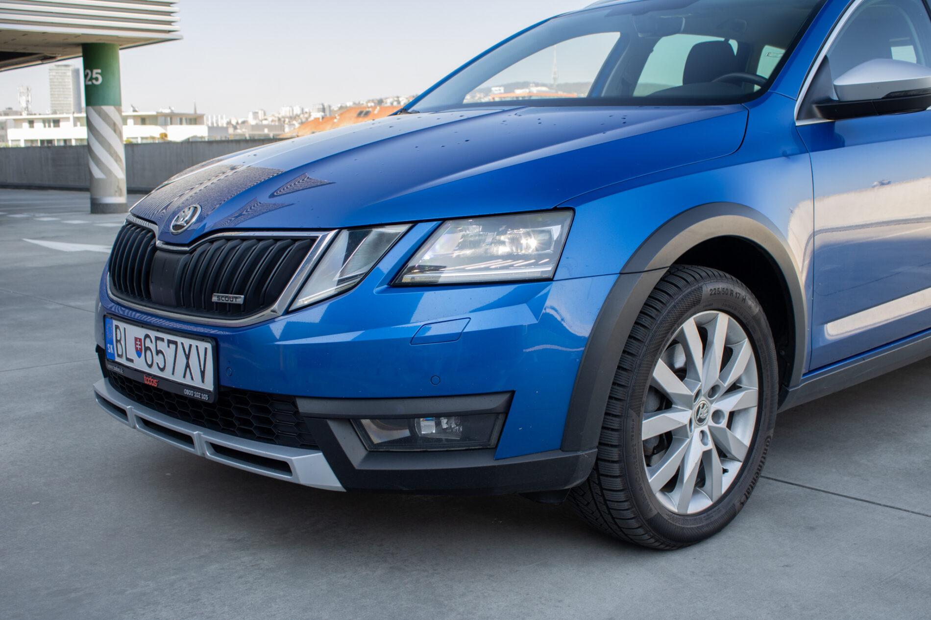 2019 Skoda Octavia RS, modrá kombi, 256 013 km