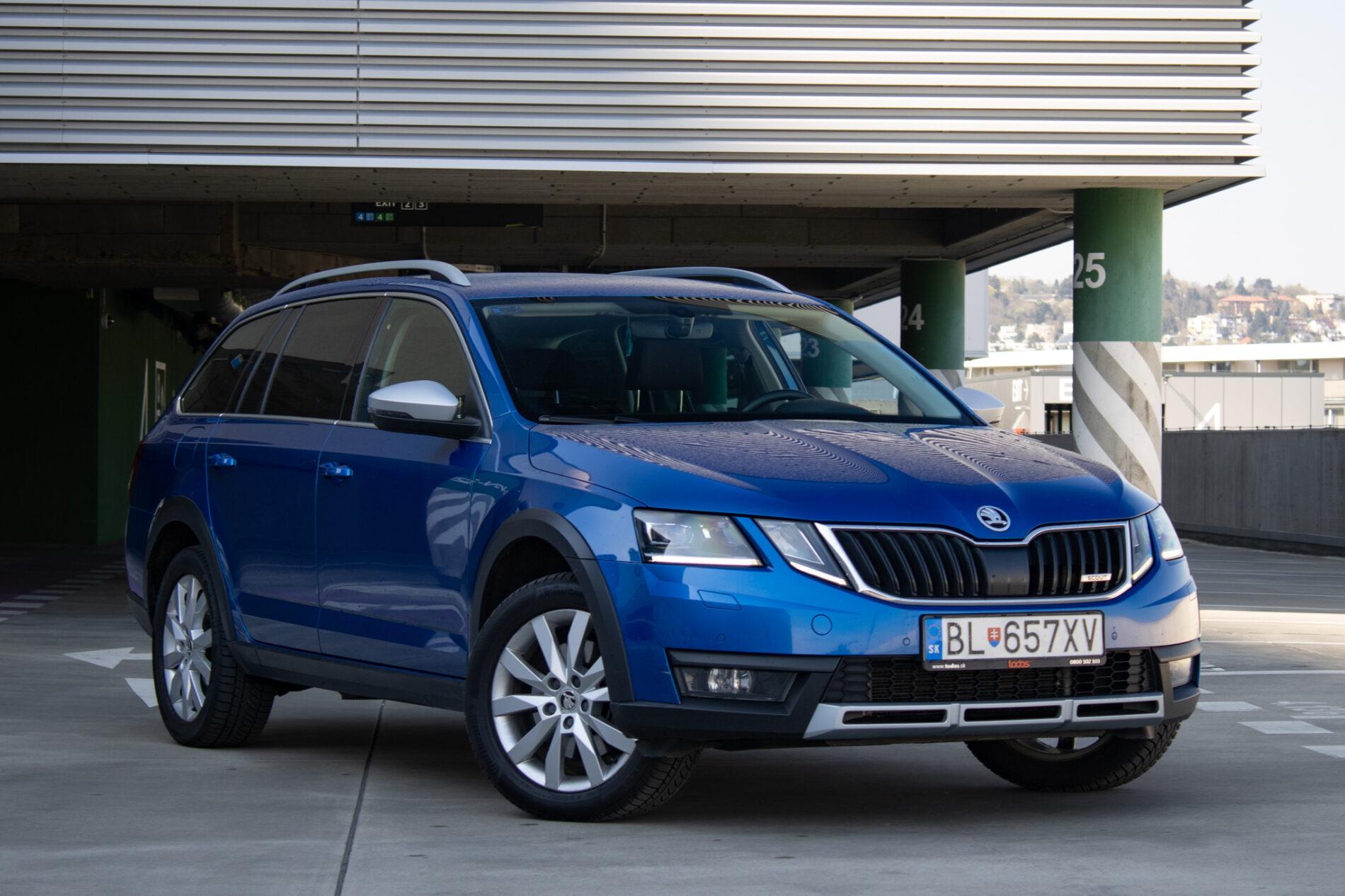 2019 Skoda Octavia RS, modrá kombi, 256 013 km