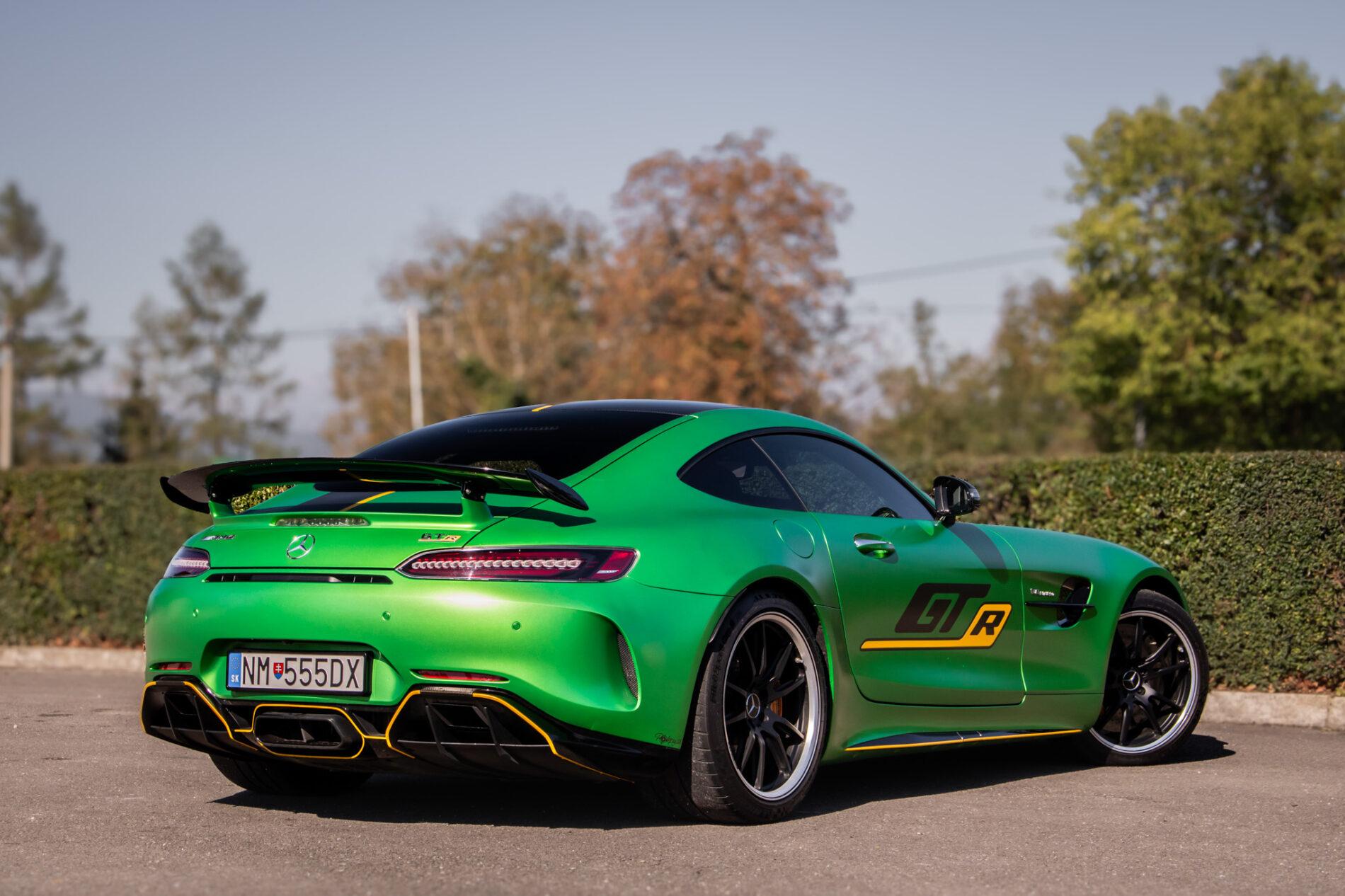 2019 Mercedes-Benz AMG GT R, zelená kupé, 12 987 km