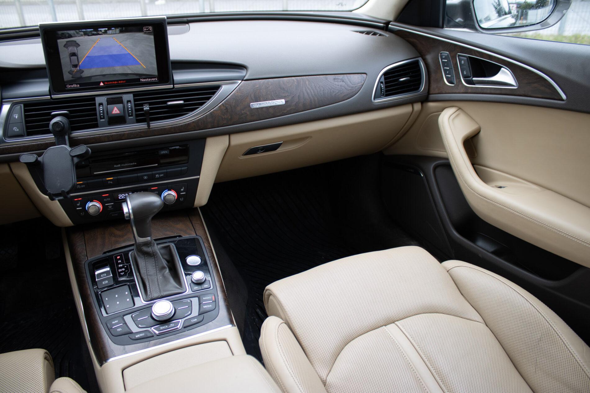2013 AUDI A6, šedá sedan, 145 933 km
