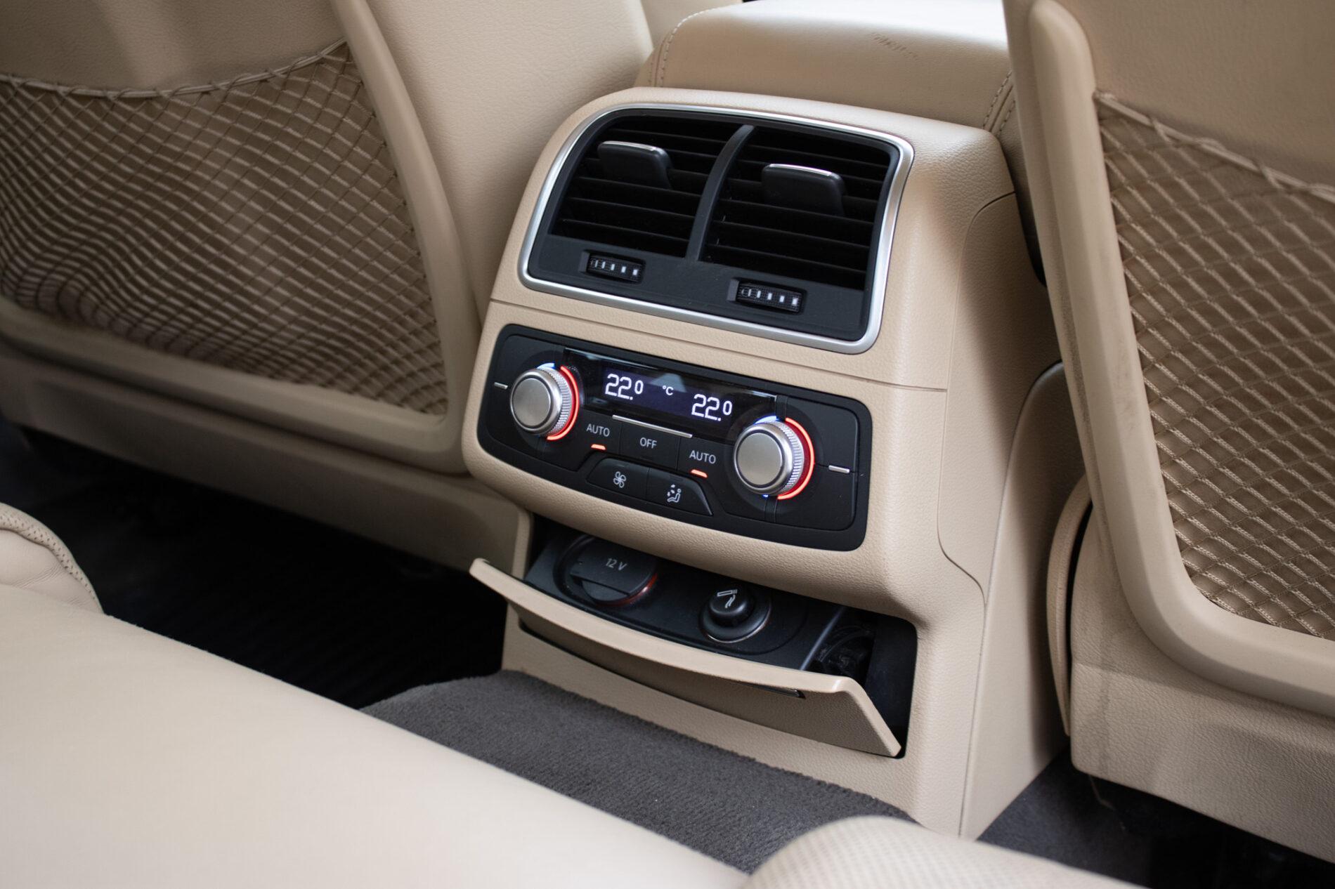 2013 AUDI A6, šedá sedan, 145 933 km