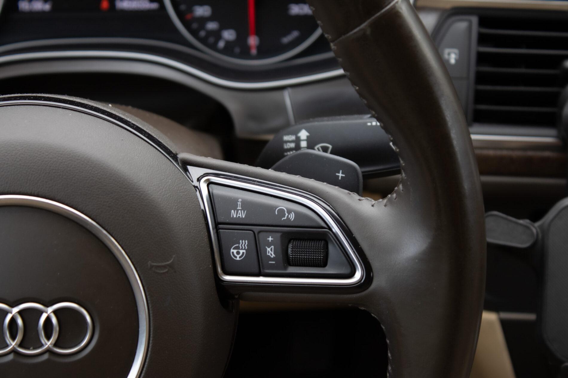 2013 AUDI A6, šedá sedan, 145 933 km