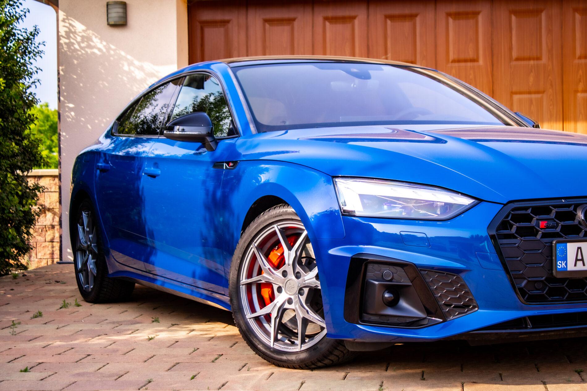 2023 AUDI S5, modrá hatchback, 22 564 km