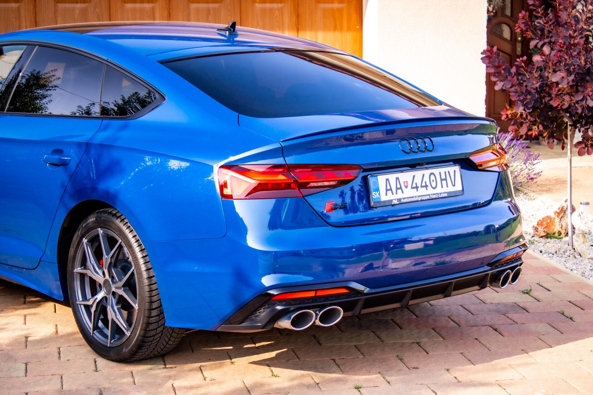 2023 AUDI S5, modrá hatchback, 22 564 km