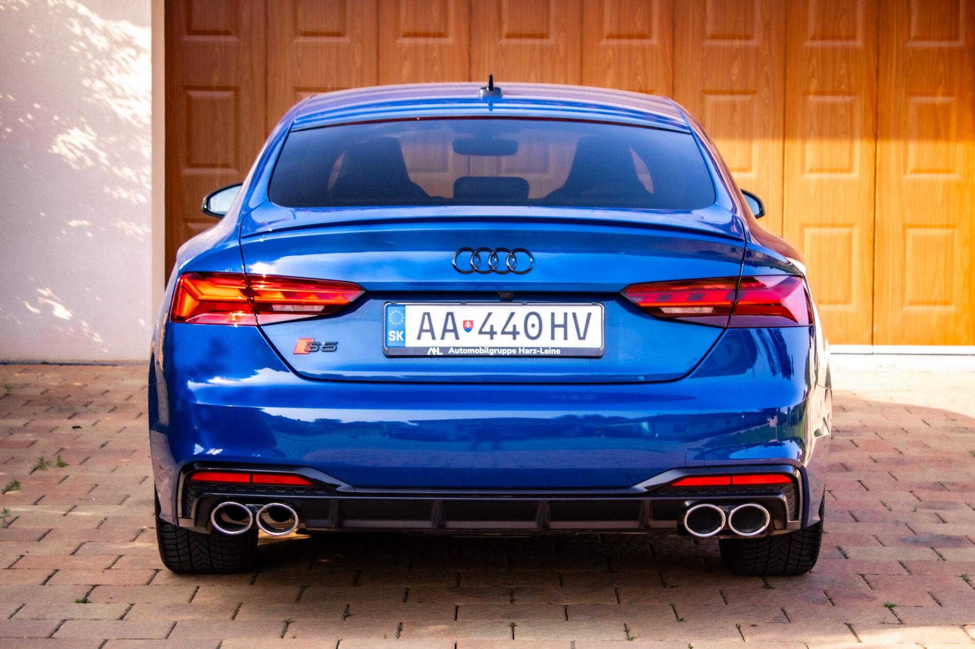 2023 AUDI S5, modrá hatchback, 22 564 km