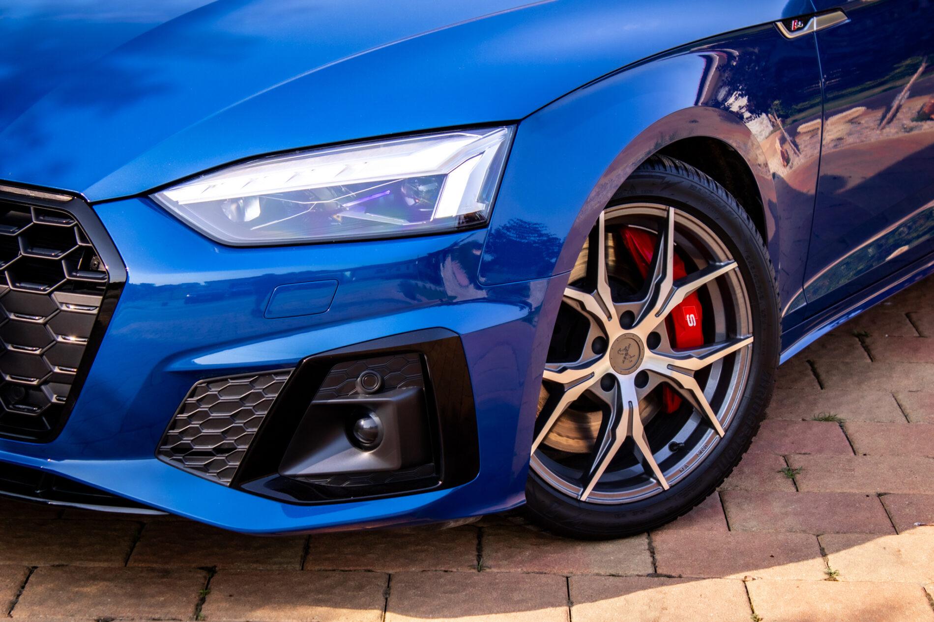 2023 AUDI S5, modrá hatchback, 22 564 km