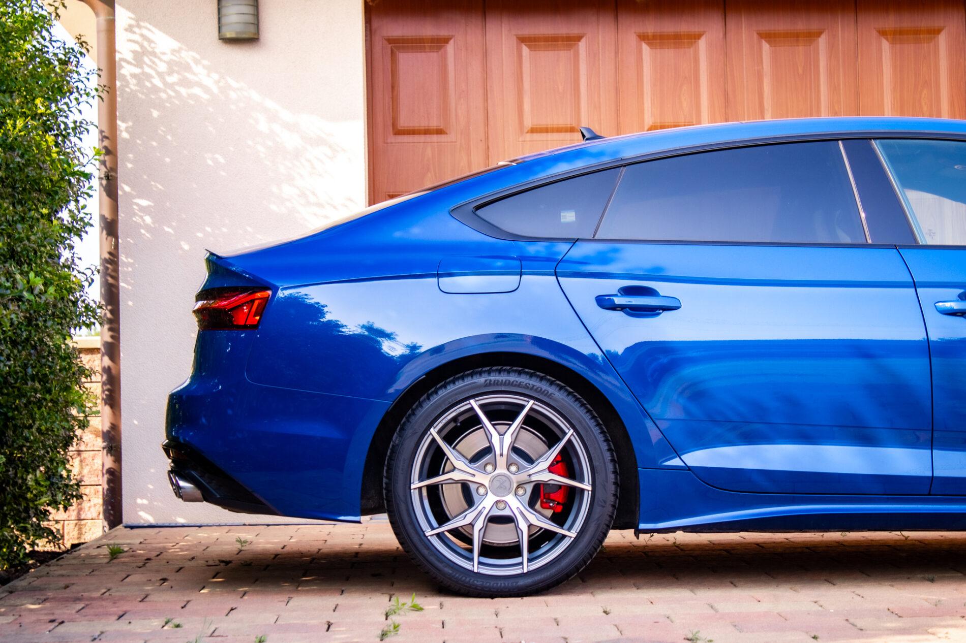 2023 AUDI S5, modrá hatchback, 22 564 km
