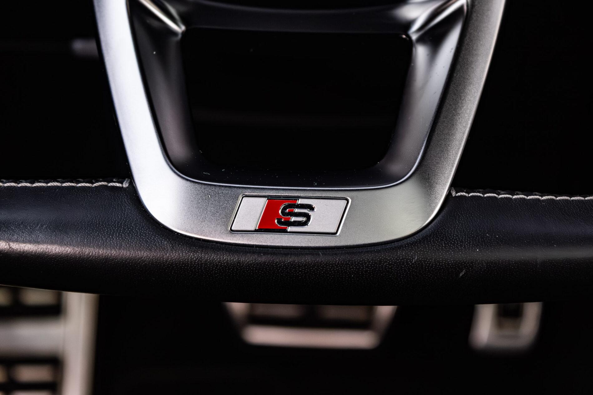 2018 AUDI S5, černá suv, 194 529 km