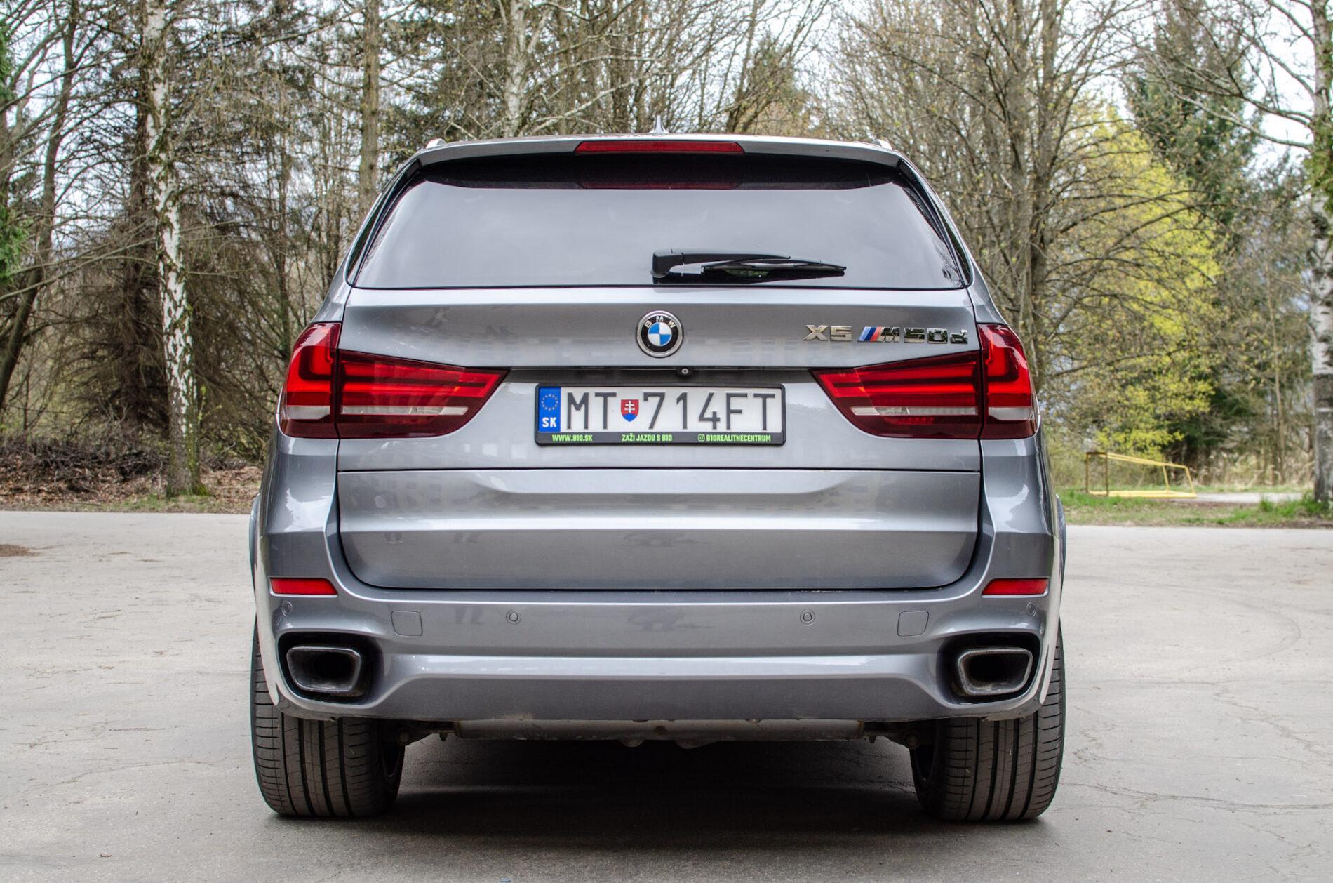 2014 BMW X5 M50d, šedá suv, 219 746 km