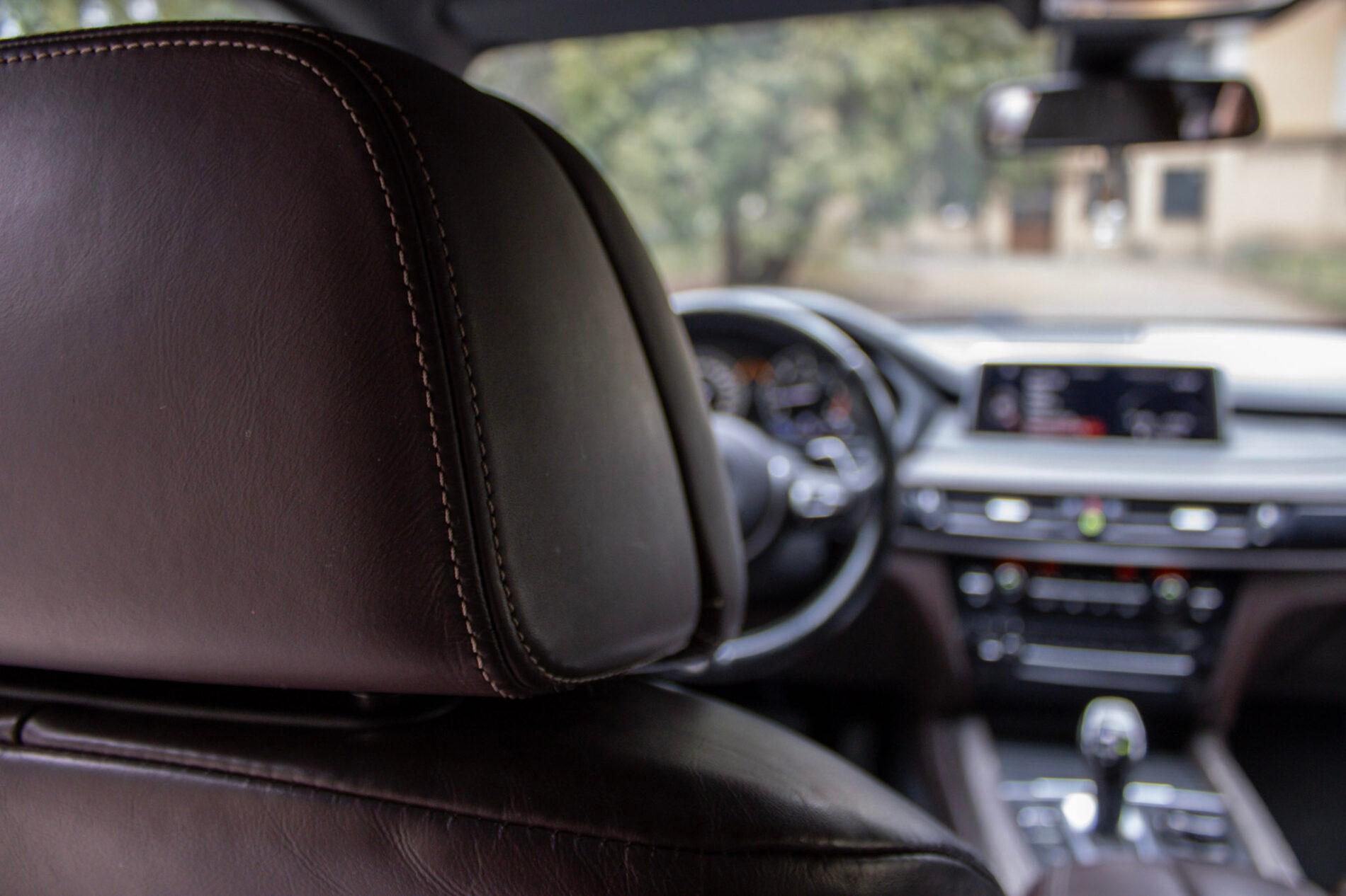 2014 BMW X5 M50d, šedá suv, 219 746 km