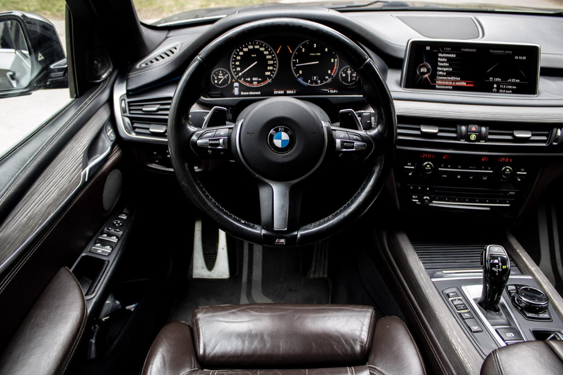 2014 BMW X5 M50d, šedá suv, 219 746 km