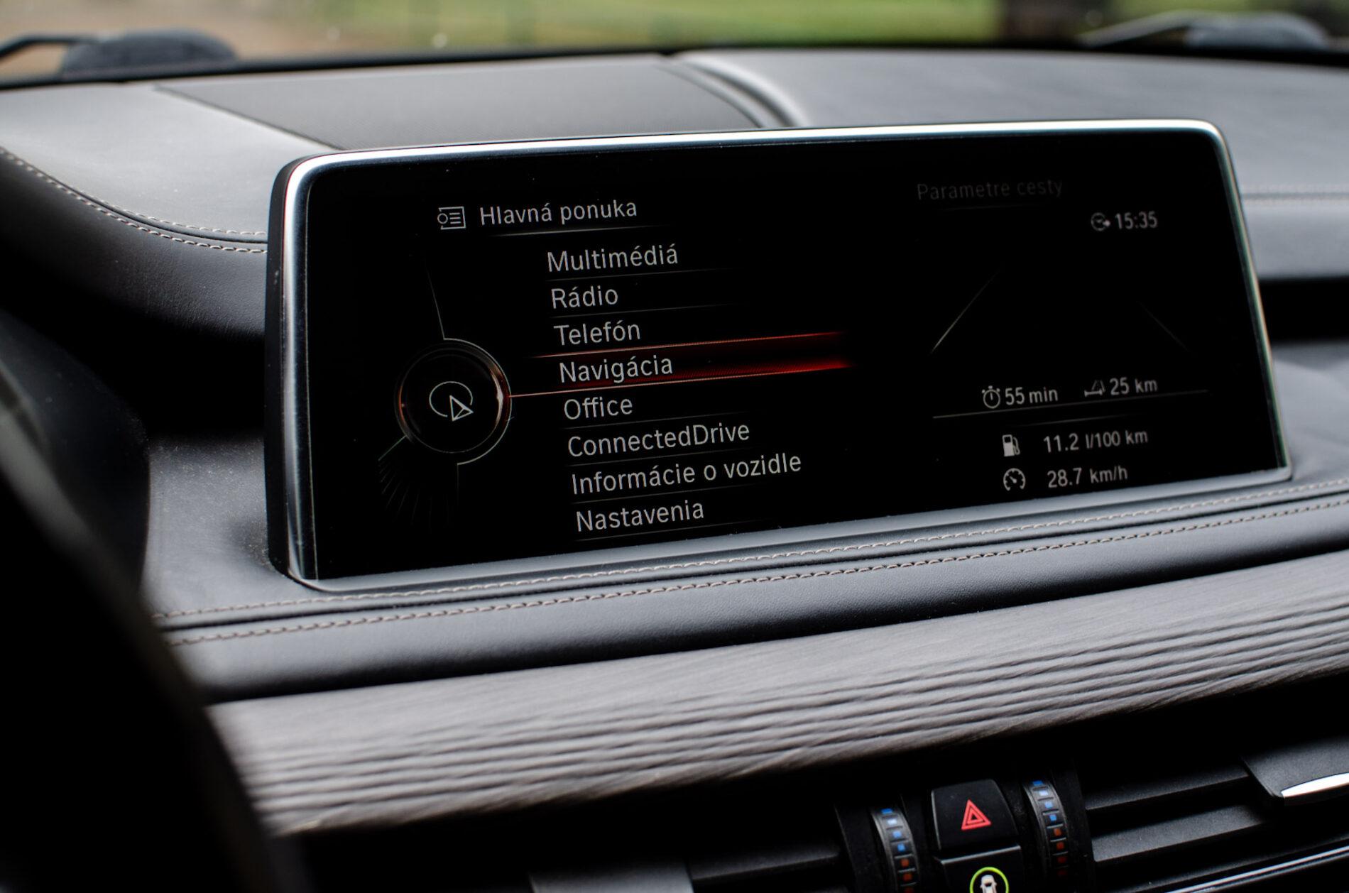 2014 BMW X5 M50d, šedá suv, 219 746 km
