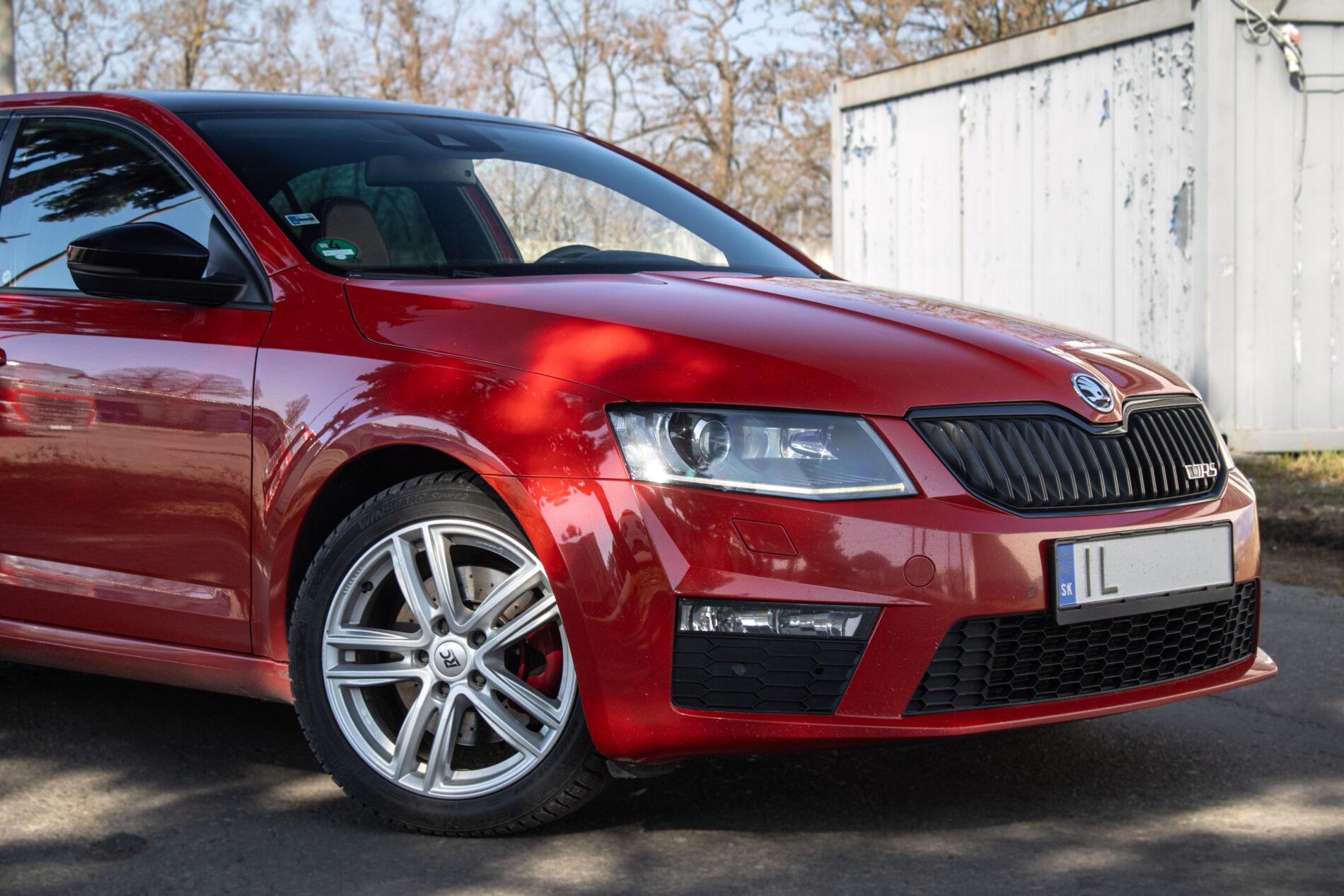 2016 Skoda Octavia RS, červená, 267 928 km