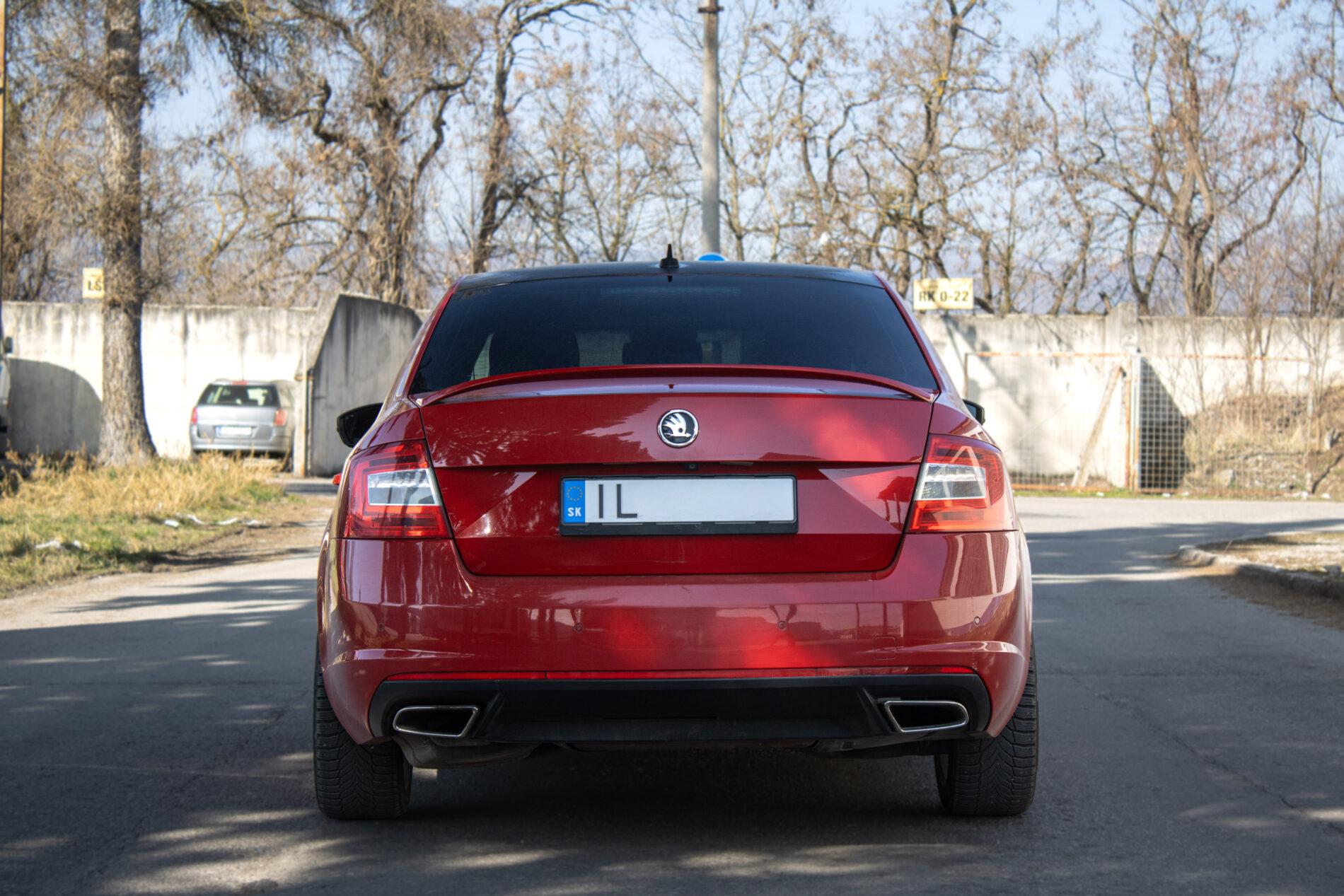 2016 Skoda Octavia RS, červená, 267 928 km