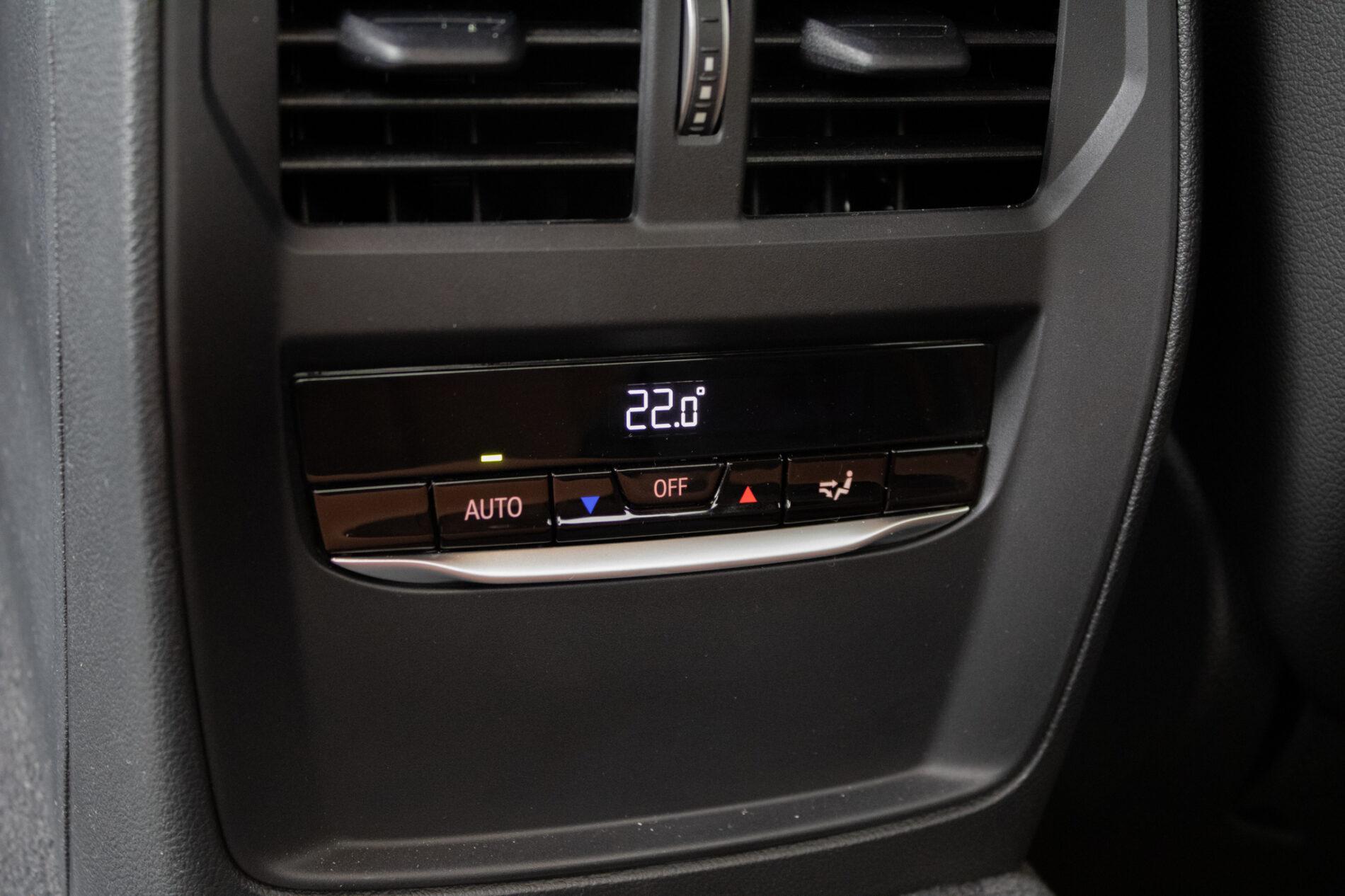 2023 BMW M4, šedá kupé, 9 194 km