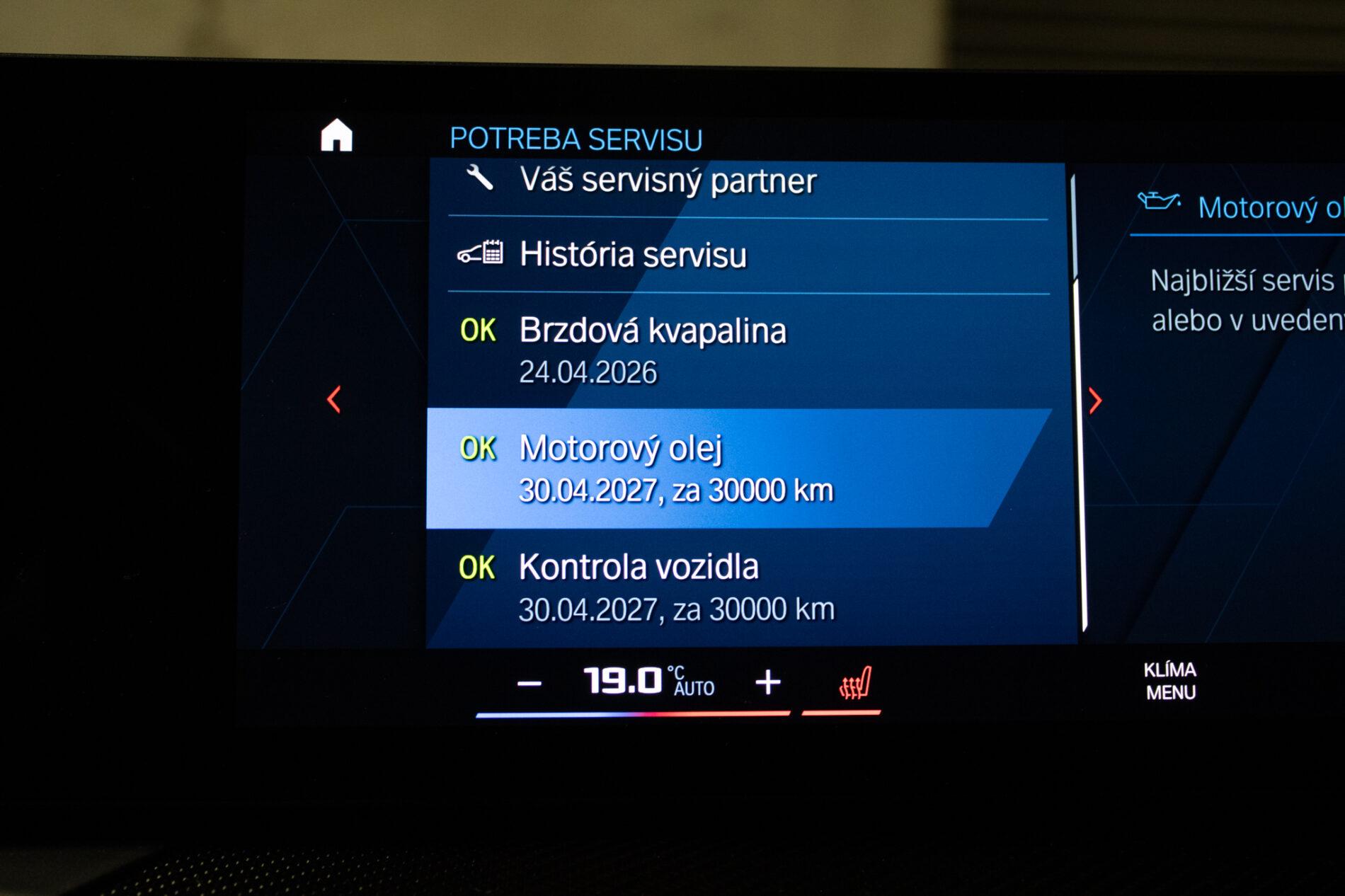 2023 BMW M4, šedá kupé, 9 194 km