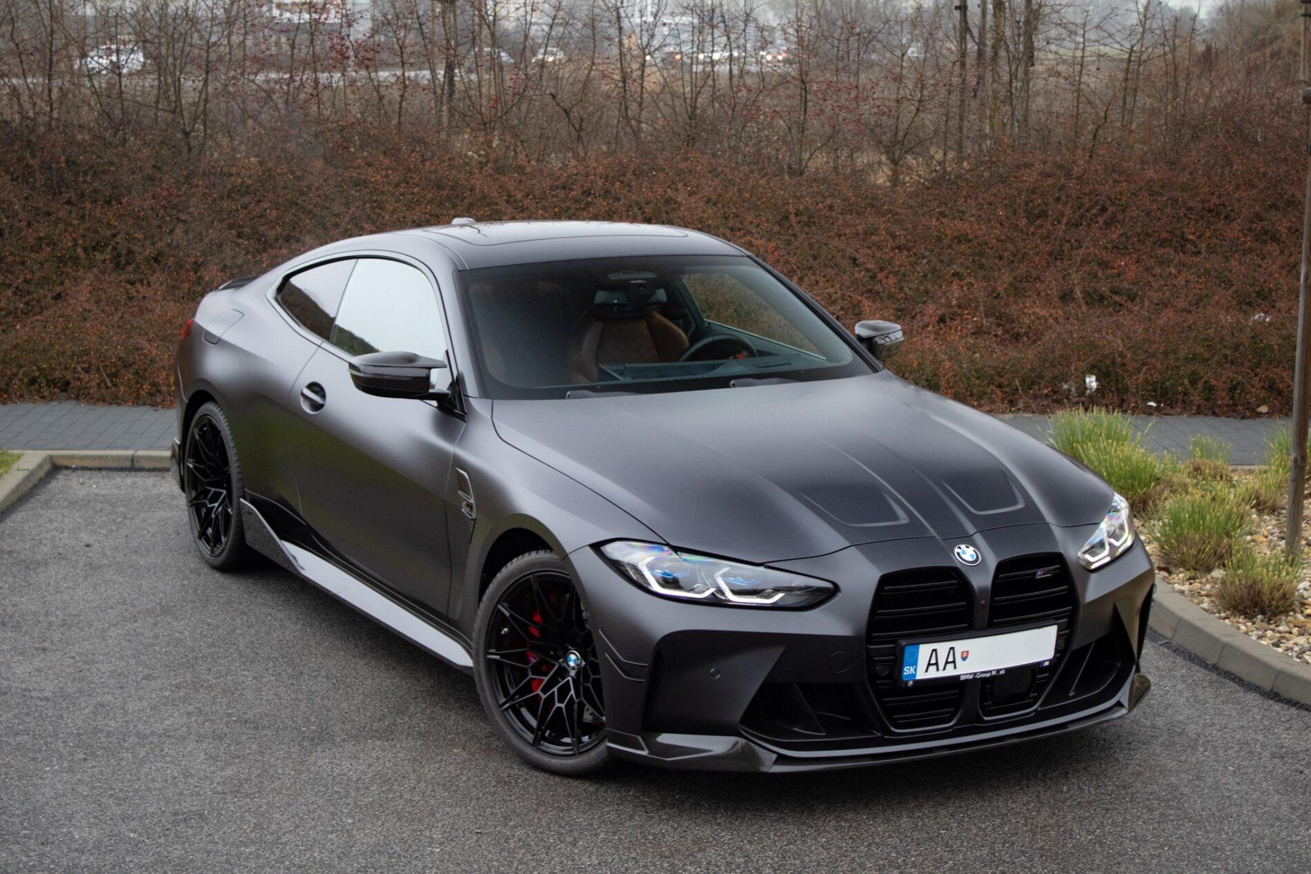 2023 BMW M4, šedá kupé, 9 194 km