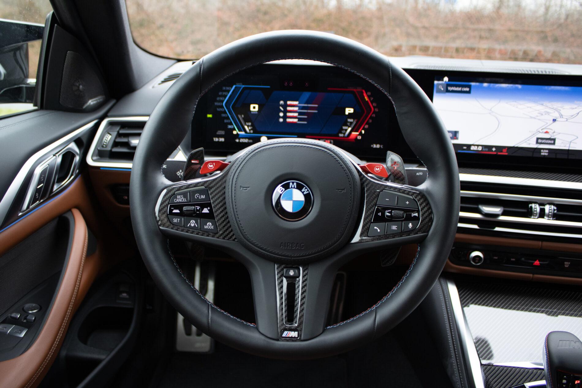 2023 BMW M4, šedá kupé, 9 194 km