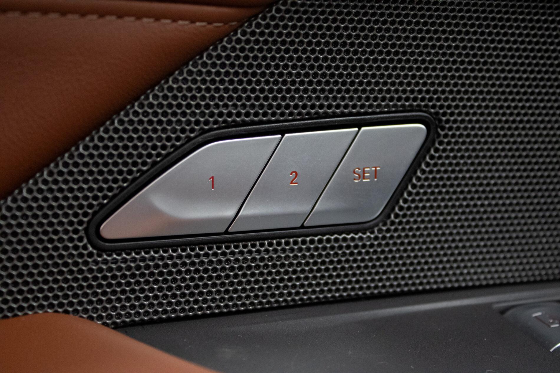 2023 BMW M4, šedá kupé, 9 194 km