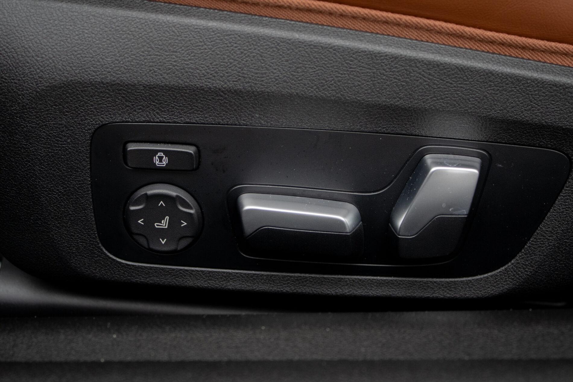 2023 BMW M4, šedá kupé, 9 194 km