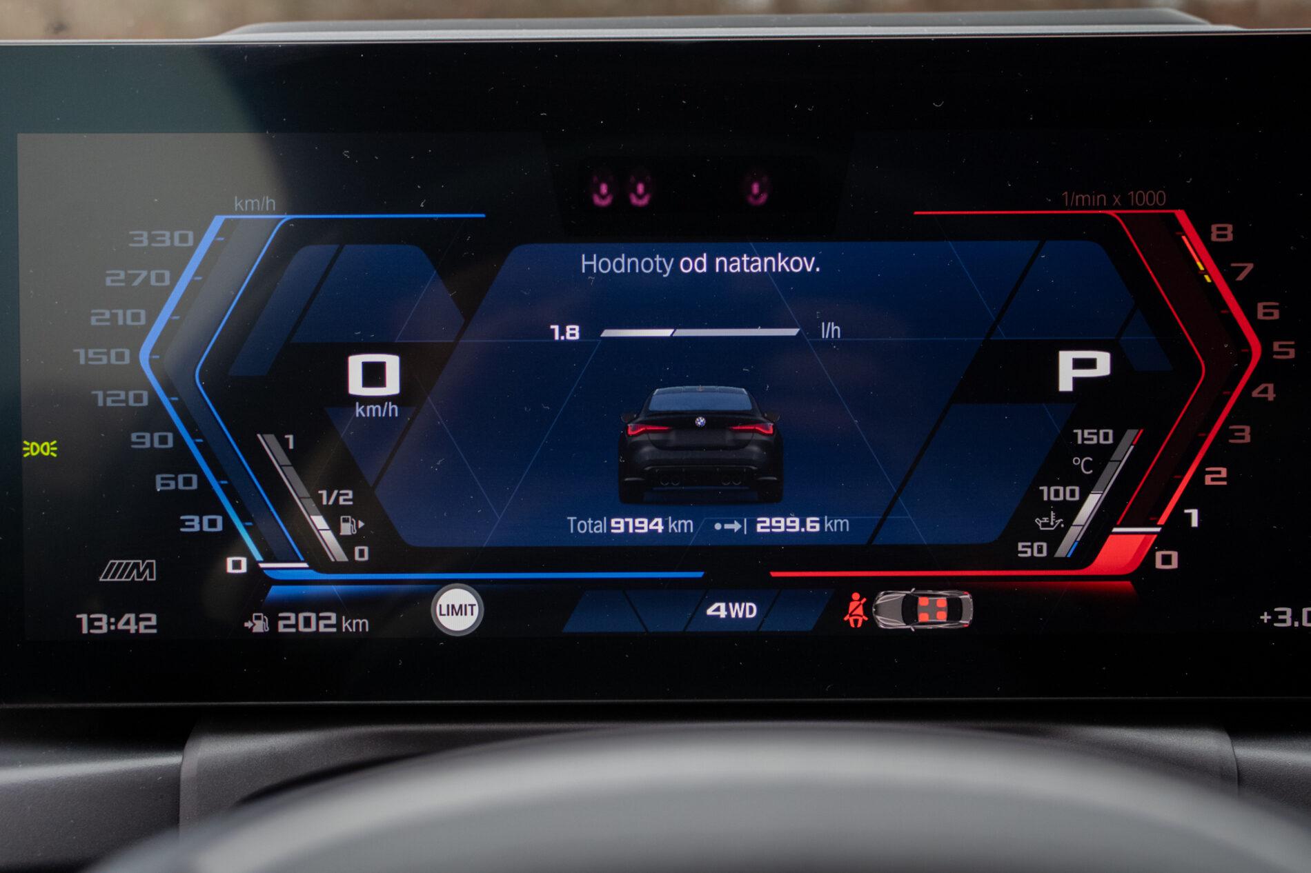 2023 BMW M4, šedá kupé, 9 194 km