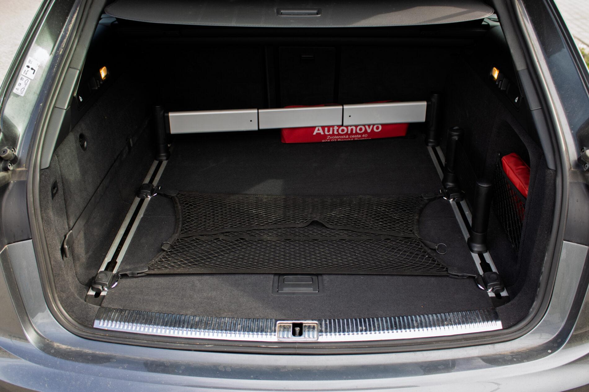 2012 AUDI A6, šedá kombi, 131 618 km