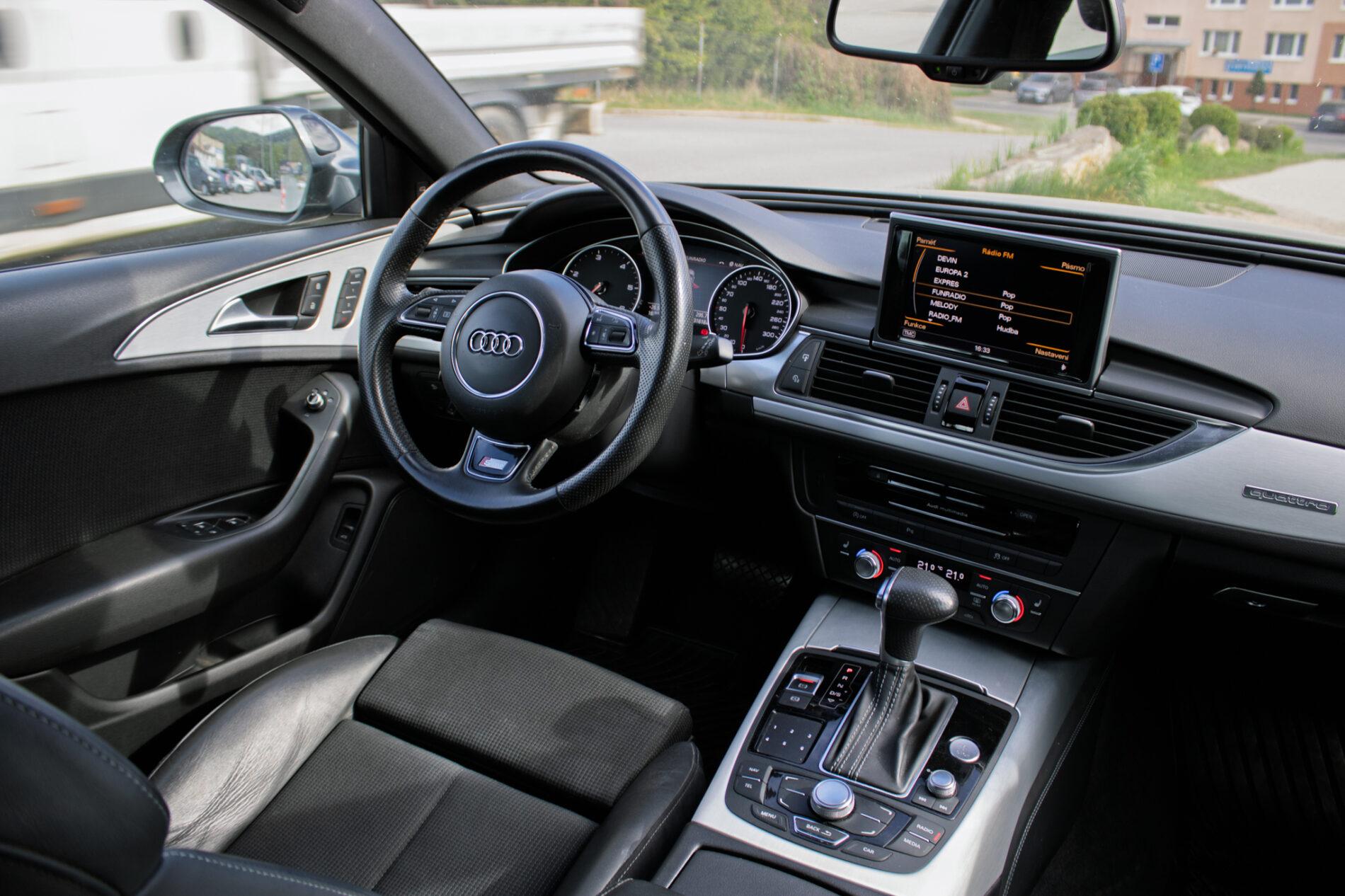 2012 AUDI A6, šedá kombi, 131 618 km