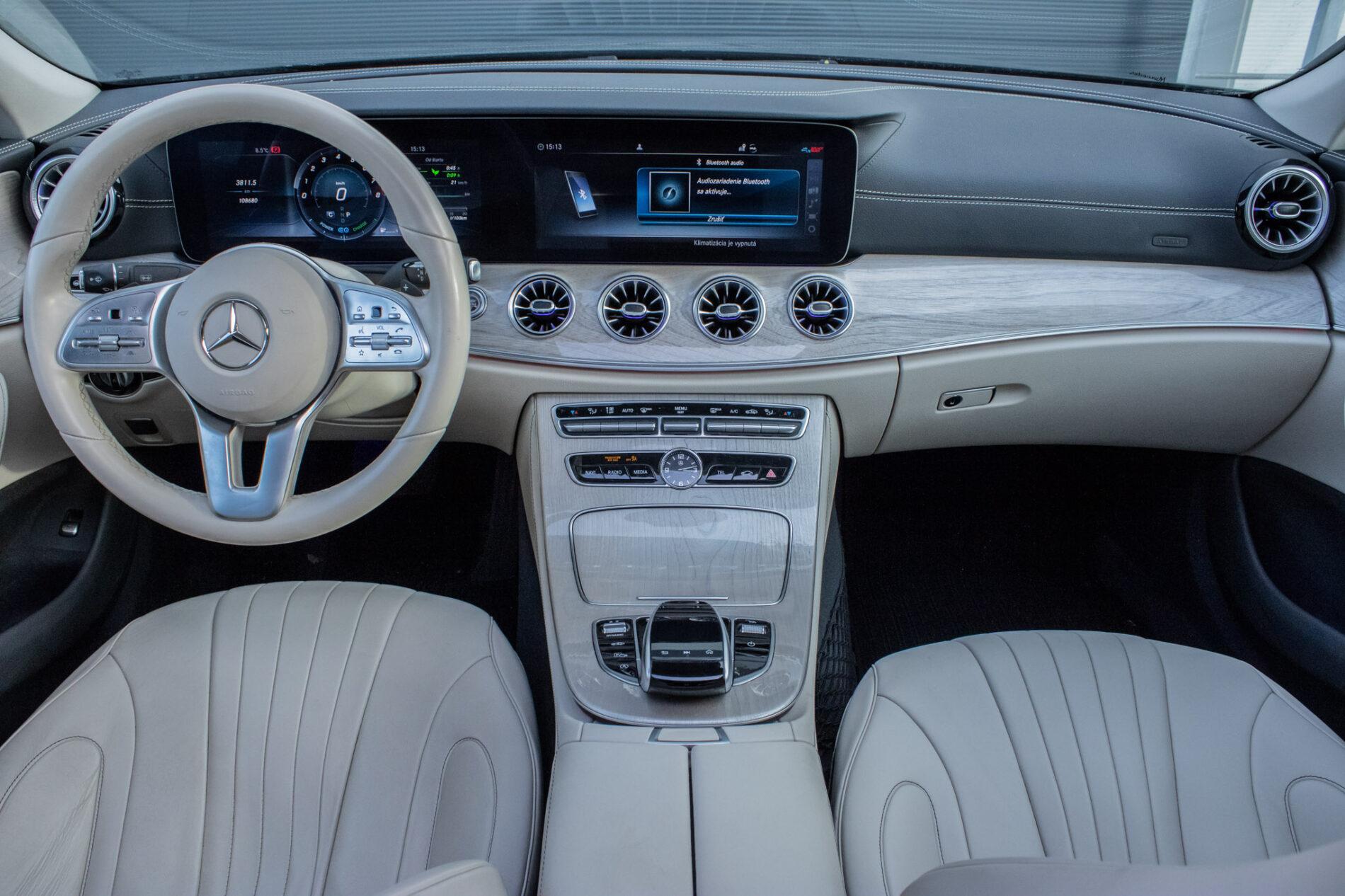 2019 Mercedes-Benz CLS 450, červená kupé, 108 680 km
