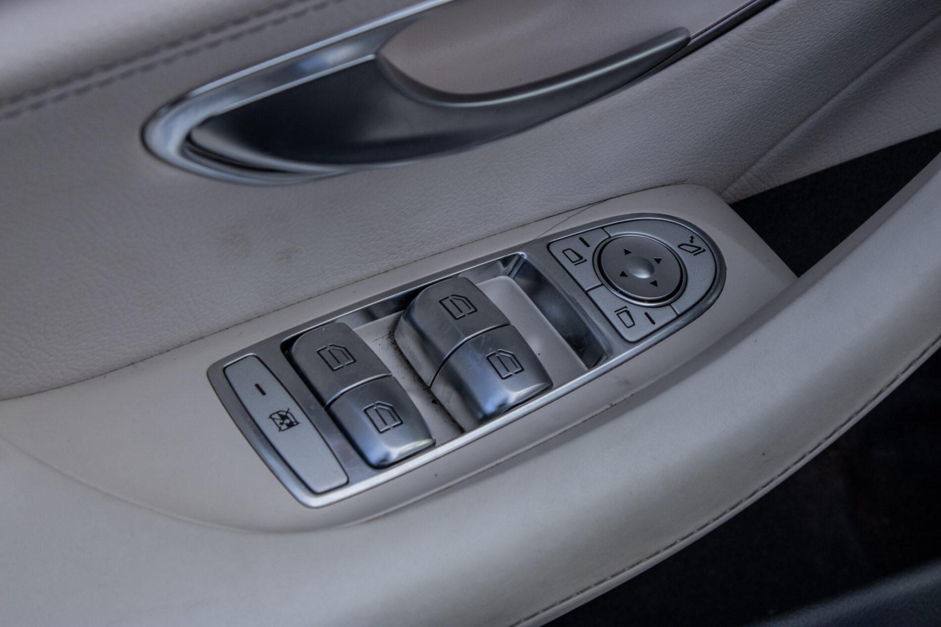2019 Mercedes-Benz CLS 450, červená kupé, 108 680 km