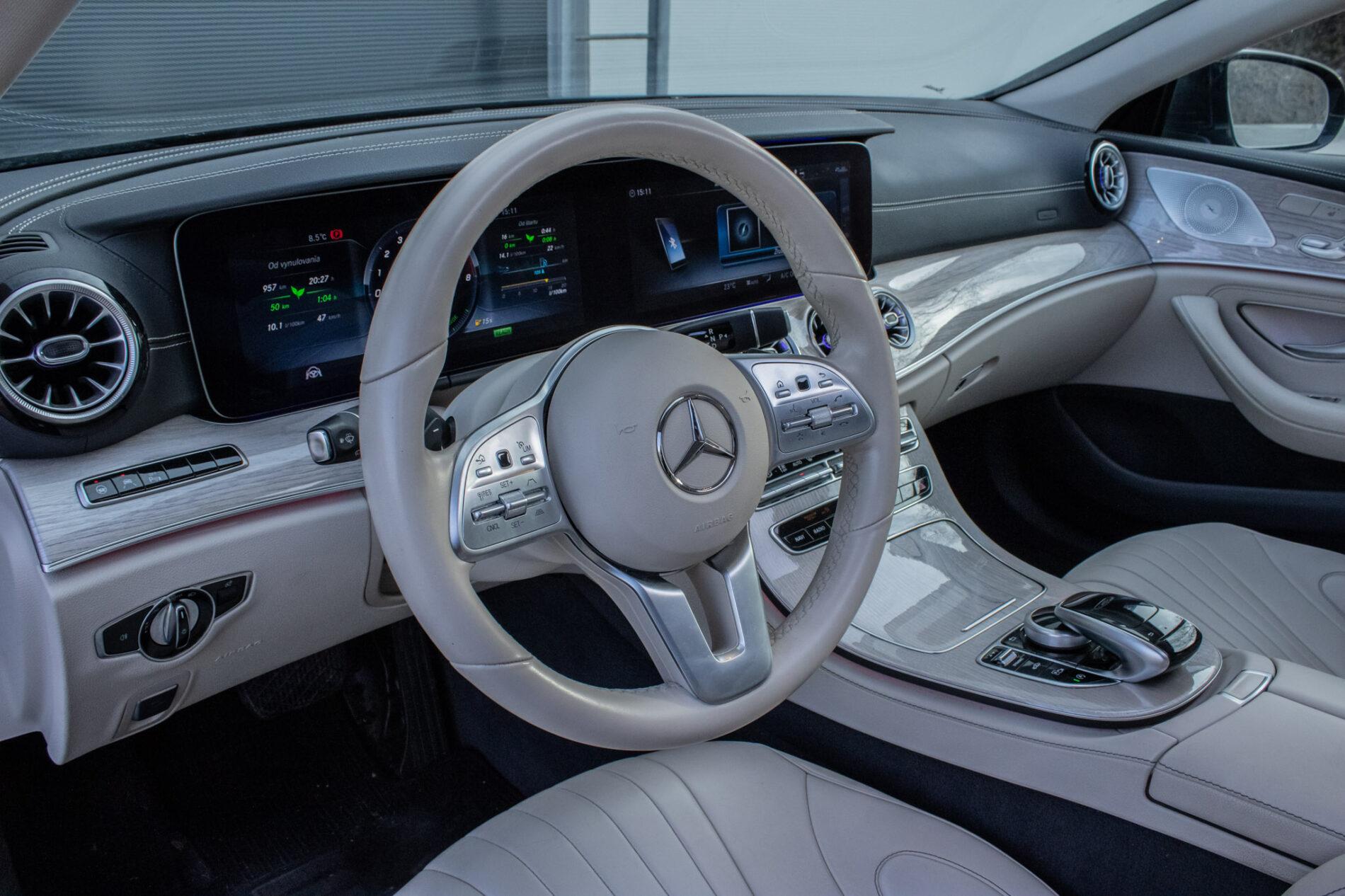 2019 Mercedes-Benz CLS 450, červená kupé, 108 680 km