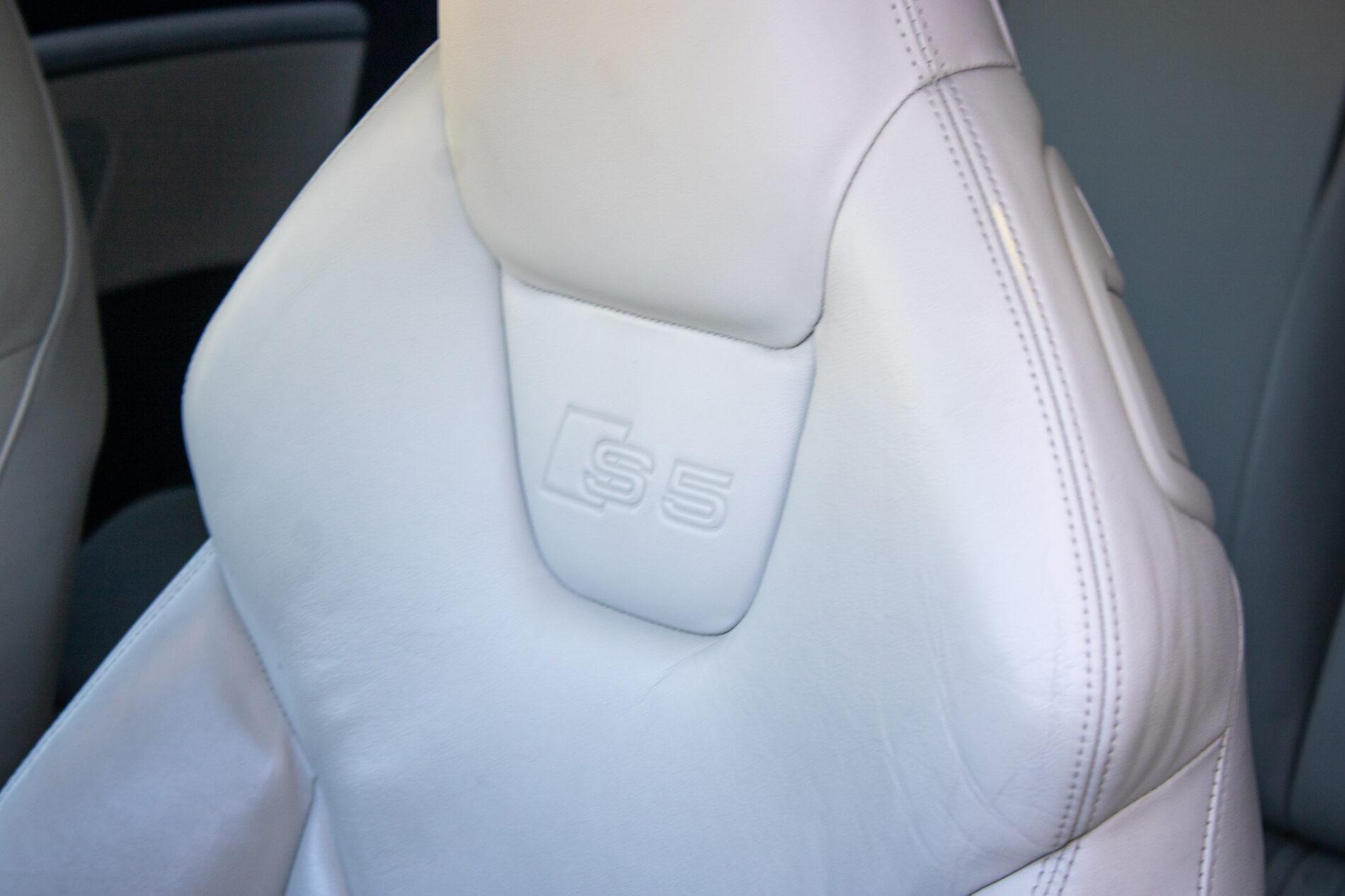 2008 AUDI S5, šedá kupé, 153 084 km