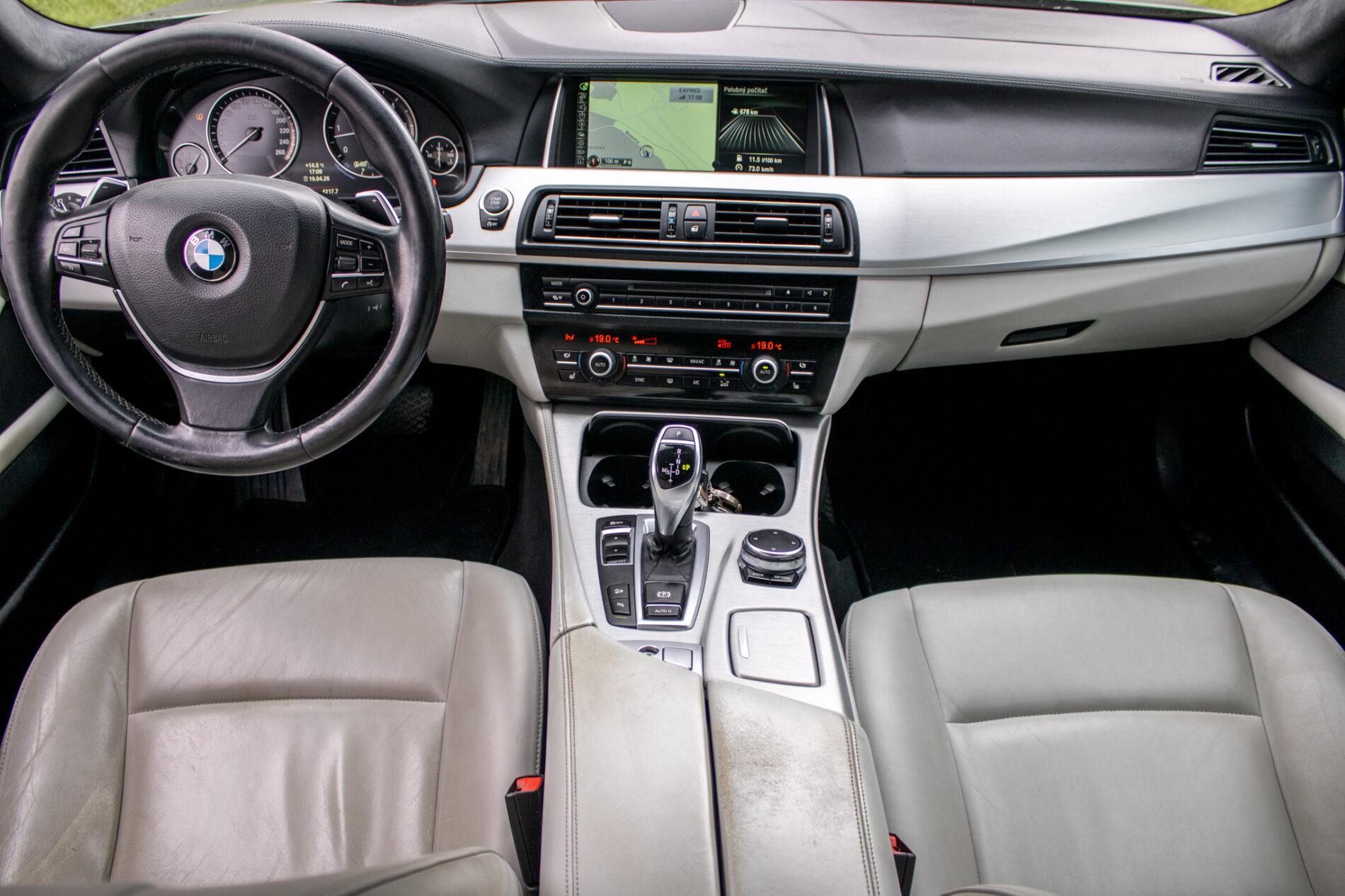 2014 BMW 530d, šedá kombi, 346 510 km