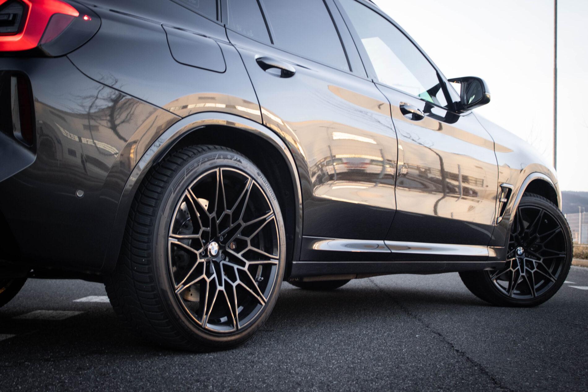 2022 BMW X3 M, šedá suv, 64 066 km