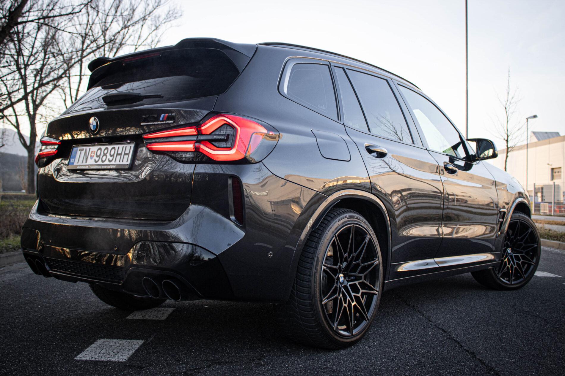 2022 BMW X3 M, šedá suv, 64 066 km