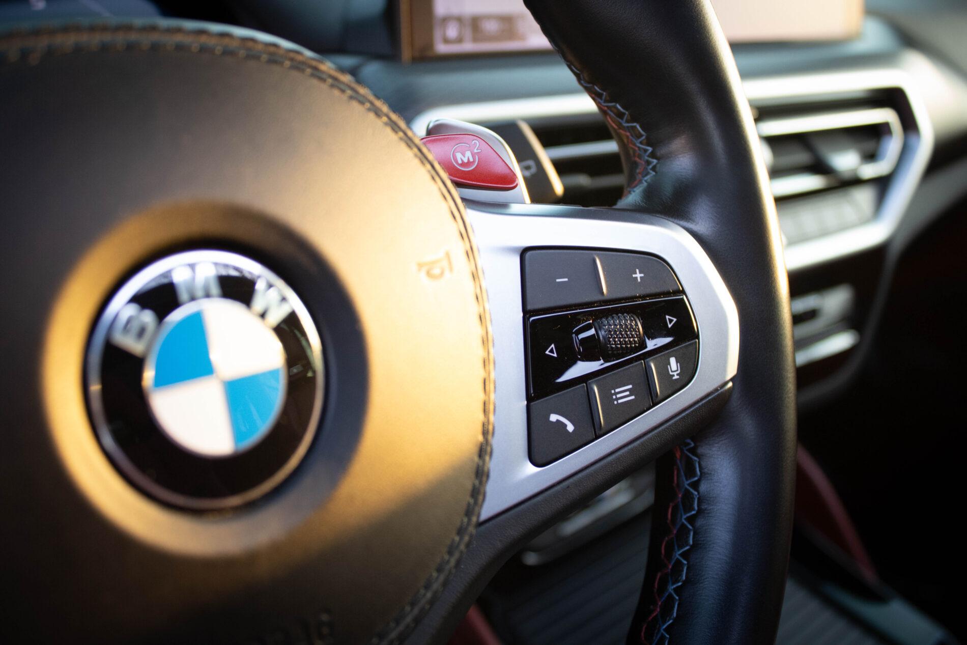 2022 BMW X3 M, šedá suv, 64 066 km