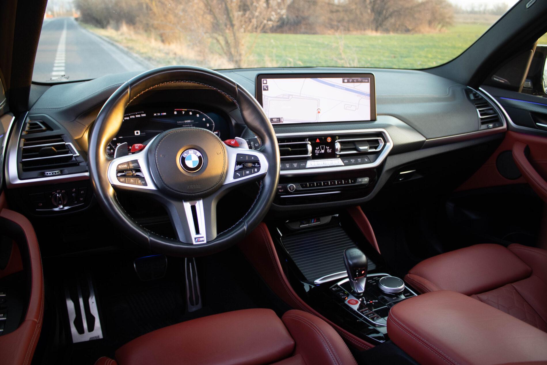 2022 BMW X3 M, šedá suv, 64 066 km