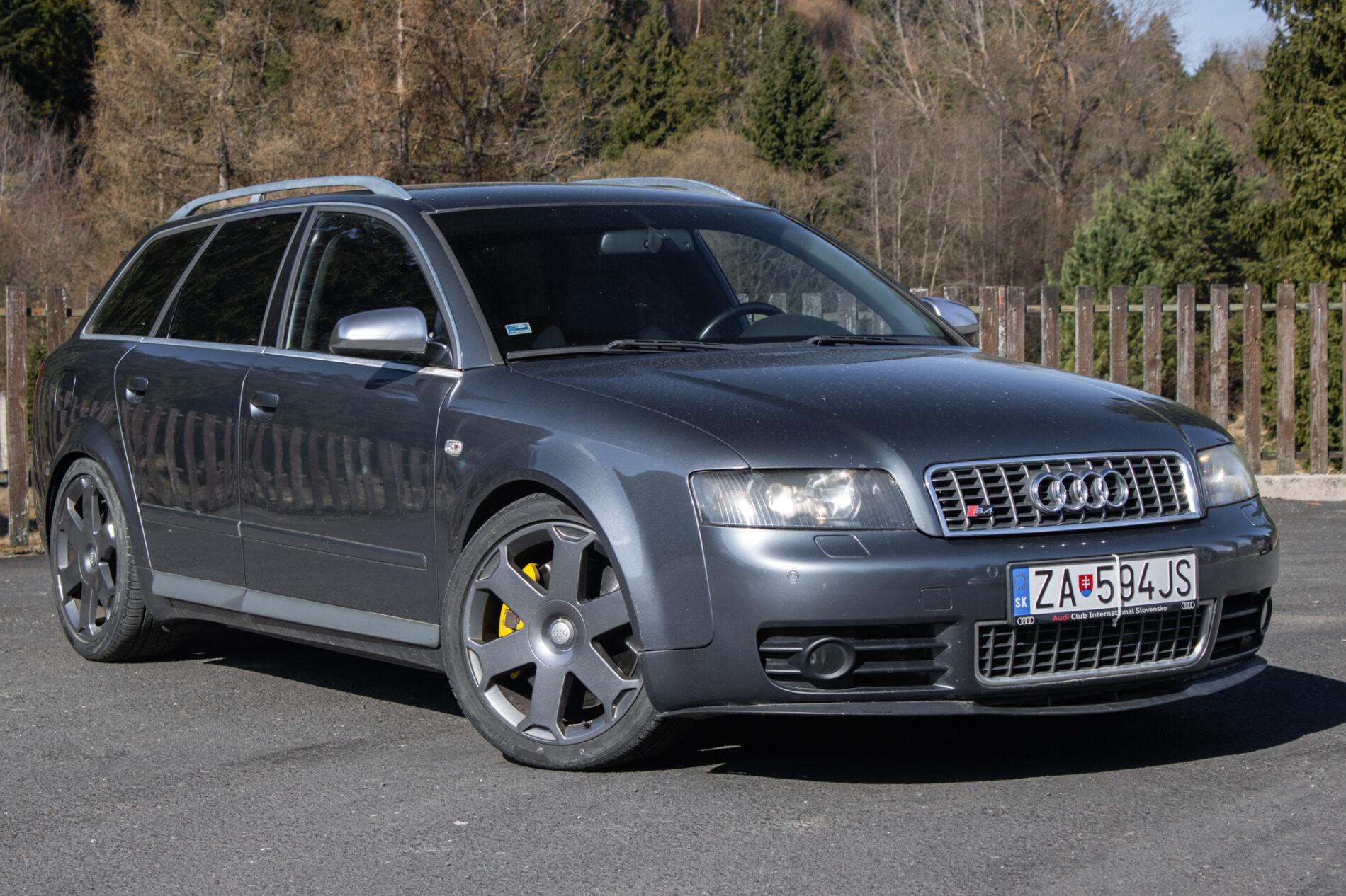 2004 AUDI S4, šedá kombi, 234 814 km