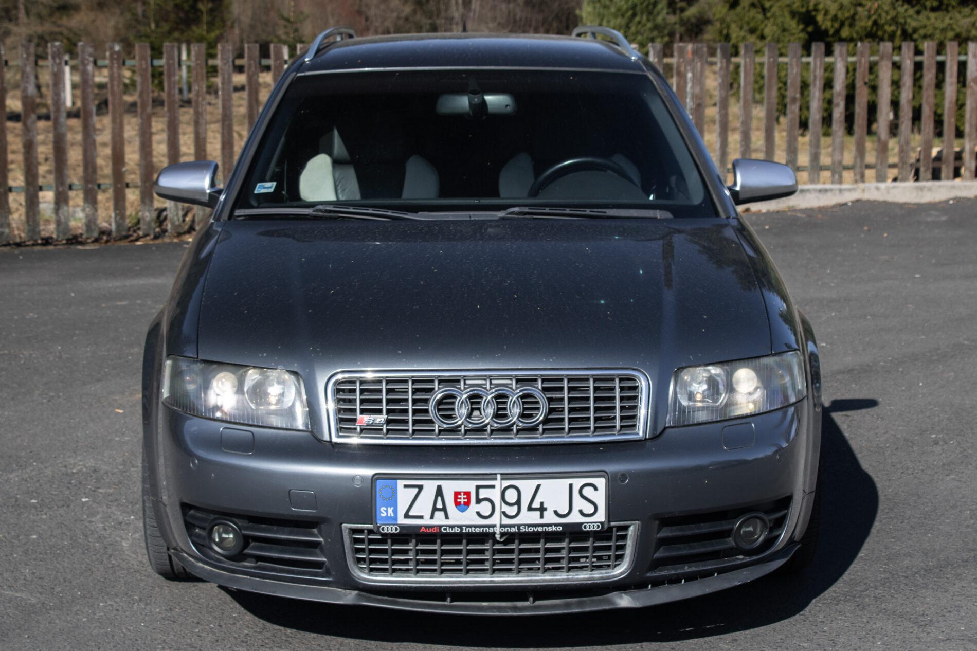 2004 AUDI S4, šedá kombi, 234 814 km