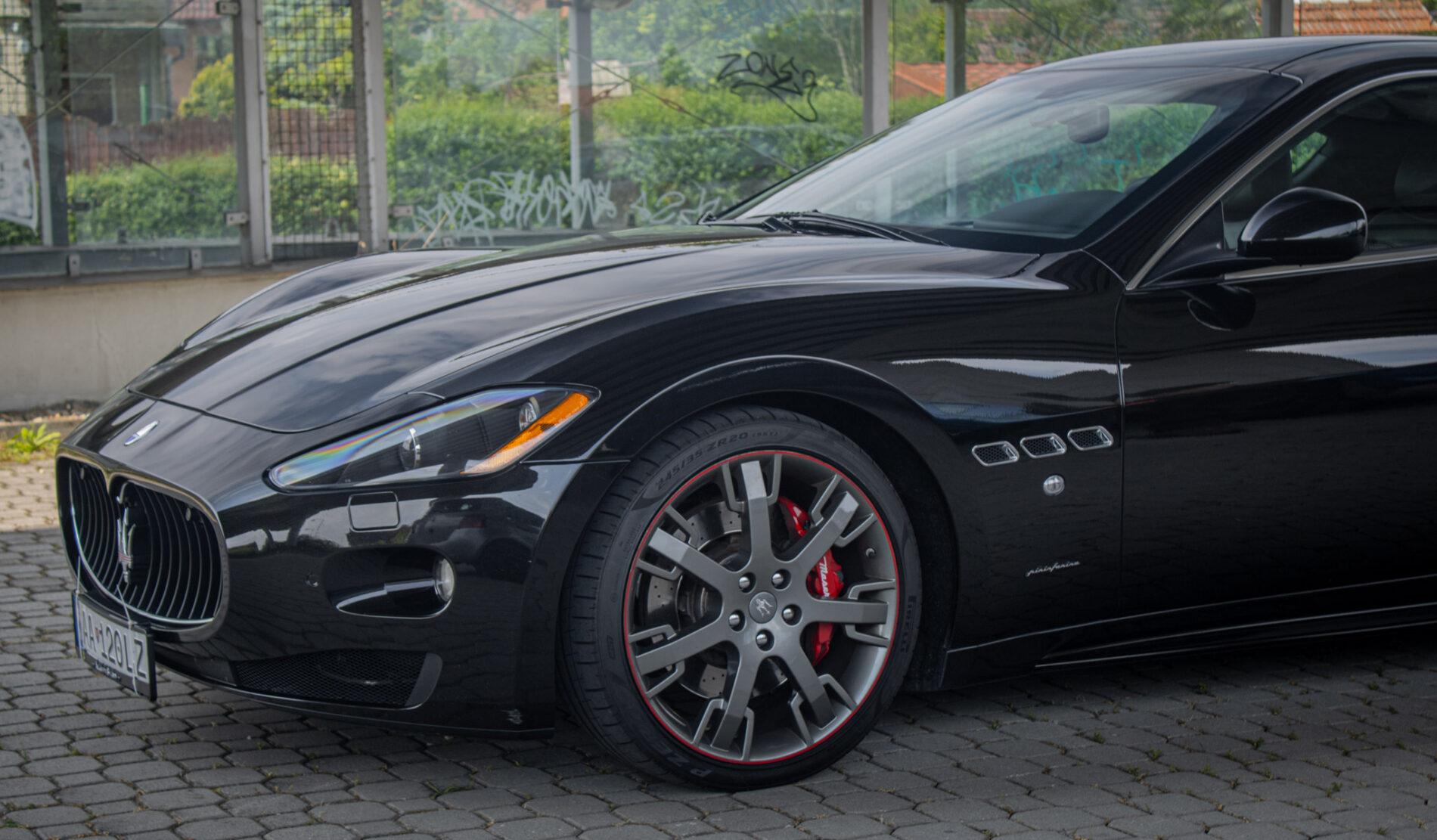 2008 Maserati GranTurismo, černá kupé, 51 007 km