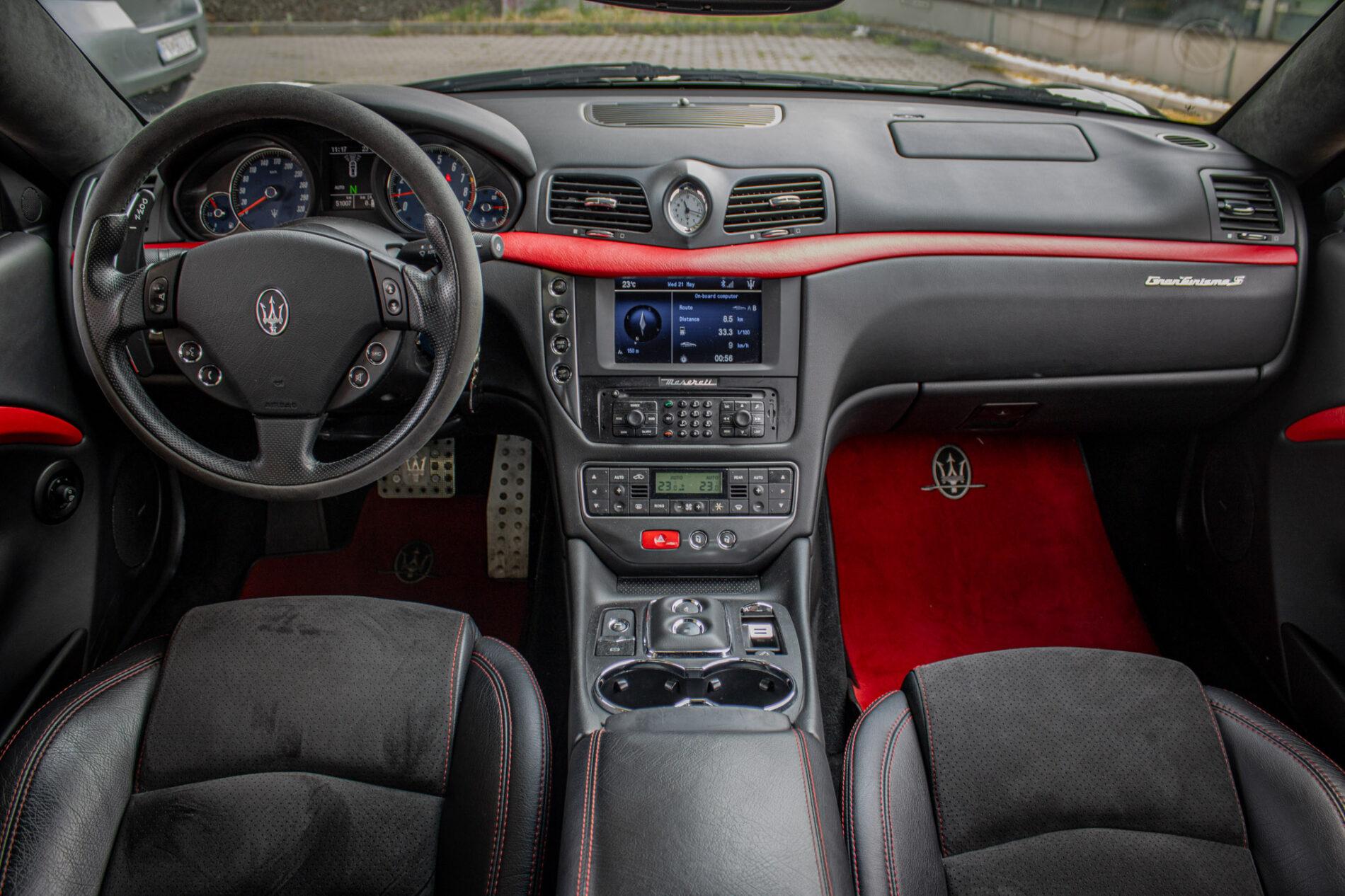 2008 Maserati GranTurismo, černá kupé, 51 007 km