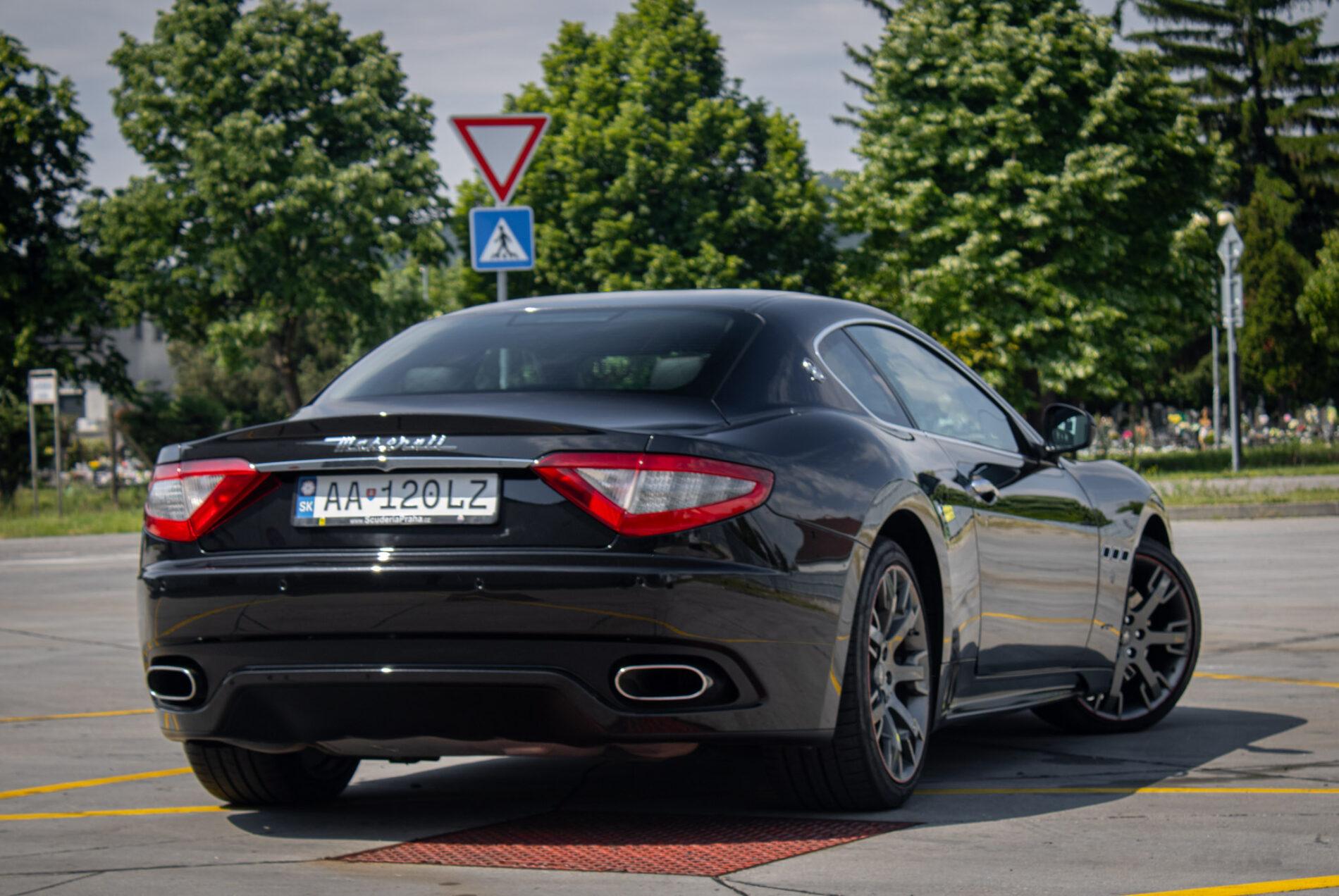 2008 Maserati GranTurismo, černá kupé, 51 007 km