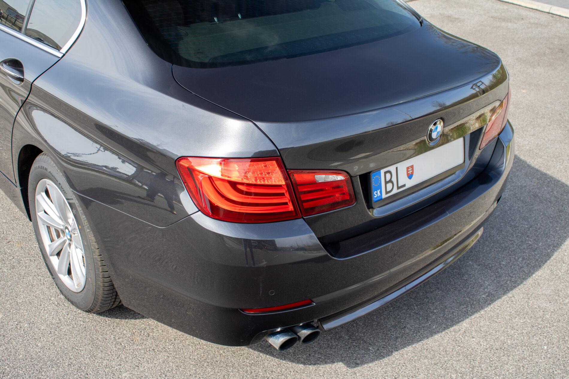 2013 BMW 528i, šedá sedan, 171 821 km