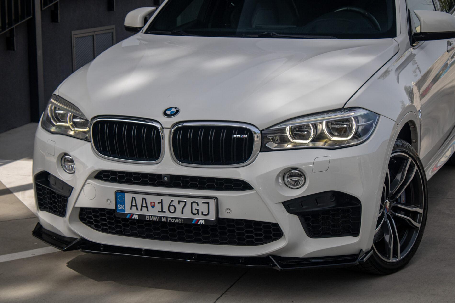 2016 BMW X6 M, bílá suv, 227 553 km