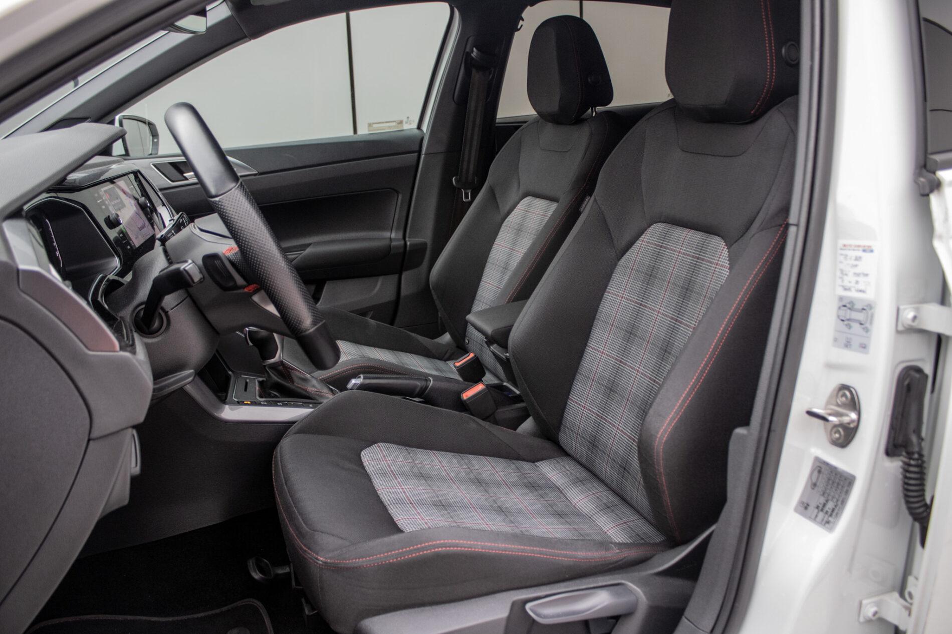 2022 Volkswagen Polo GTI, bílá hatchback, 53 706 km