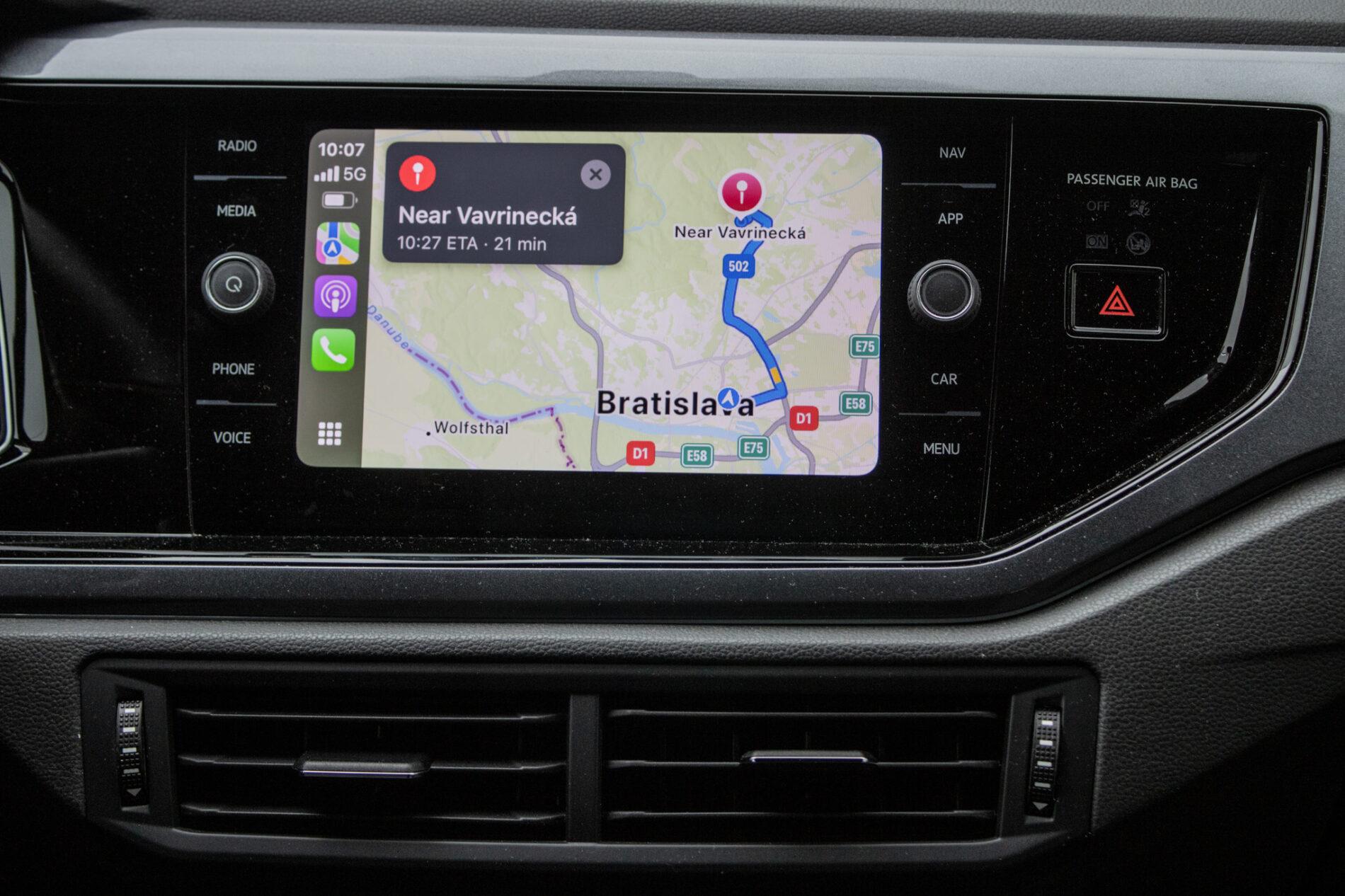 2022 Volkswagen Polo GTI, bílá hatchback, 53 706 km