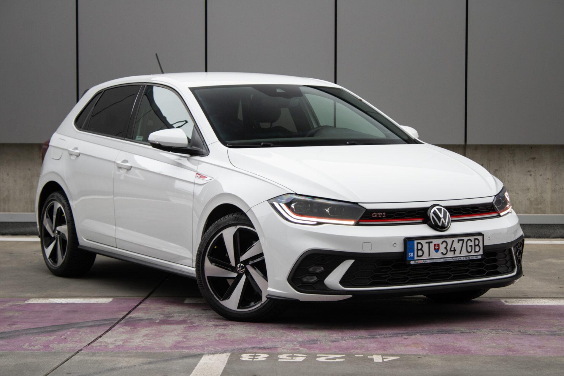 2022 Volkswagen Polo GTI, bílá hatchback, 53 706 km