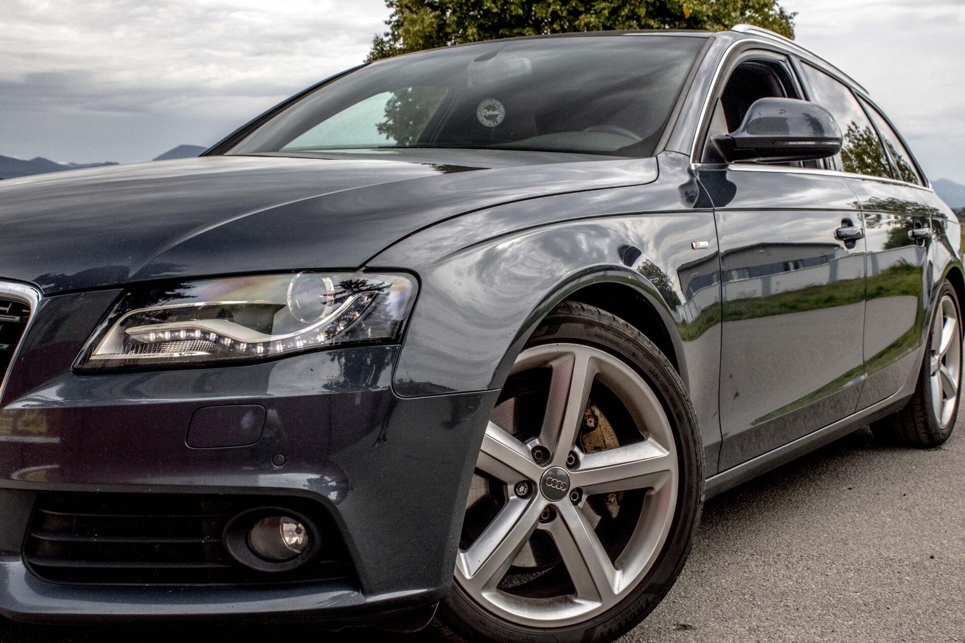 2009 AUDI A4, šedá kombi, 385 605 km
