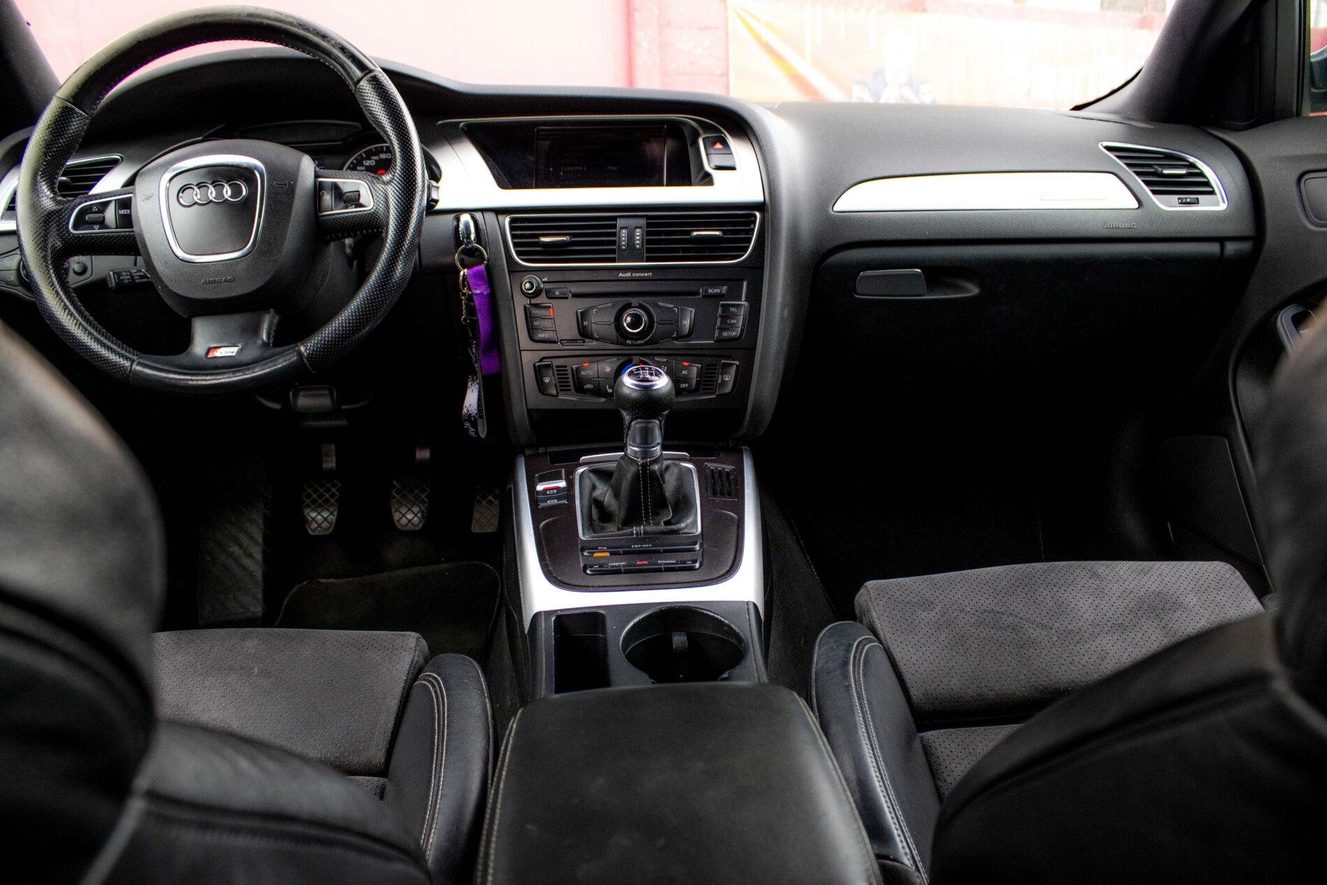 2009 AUDI A4, šedá kombi, 385 605 km