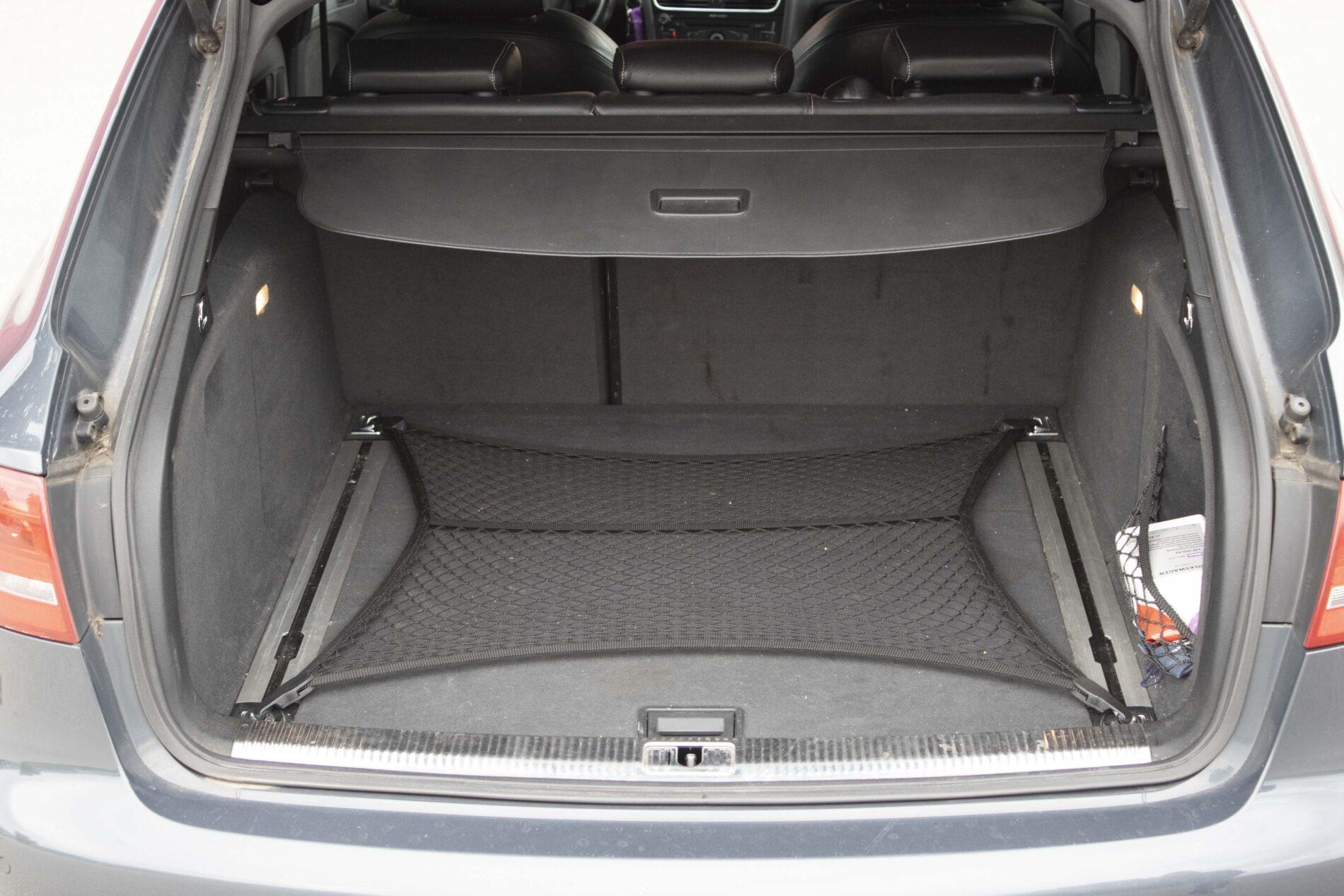 2009 AUDI A4, šedá kombi, 385 605 km