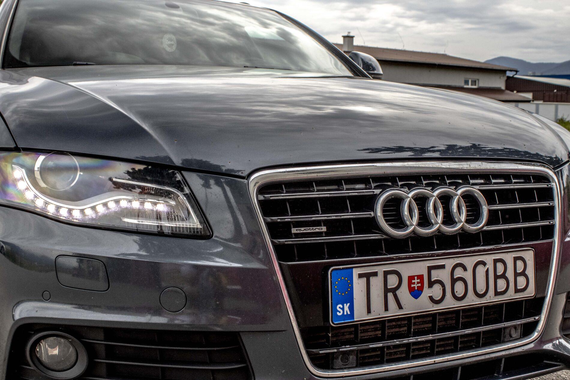 2009 AUDI A4, šedá kombi, 385 605 km